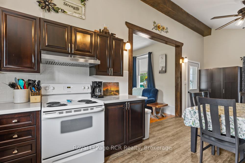 Photo 15 of 45001 Lakelet Road, Howick — HOMEH