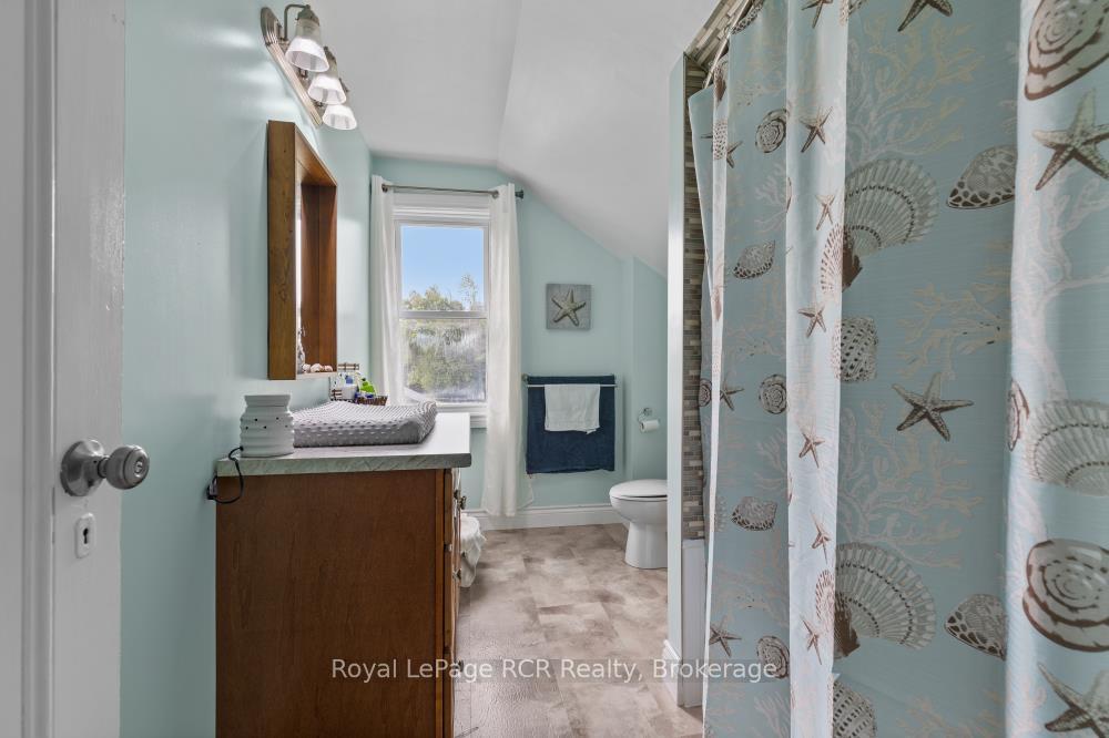 Photo 28 of 45001 Lakelet Road, Howick — HOMEH