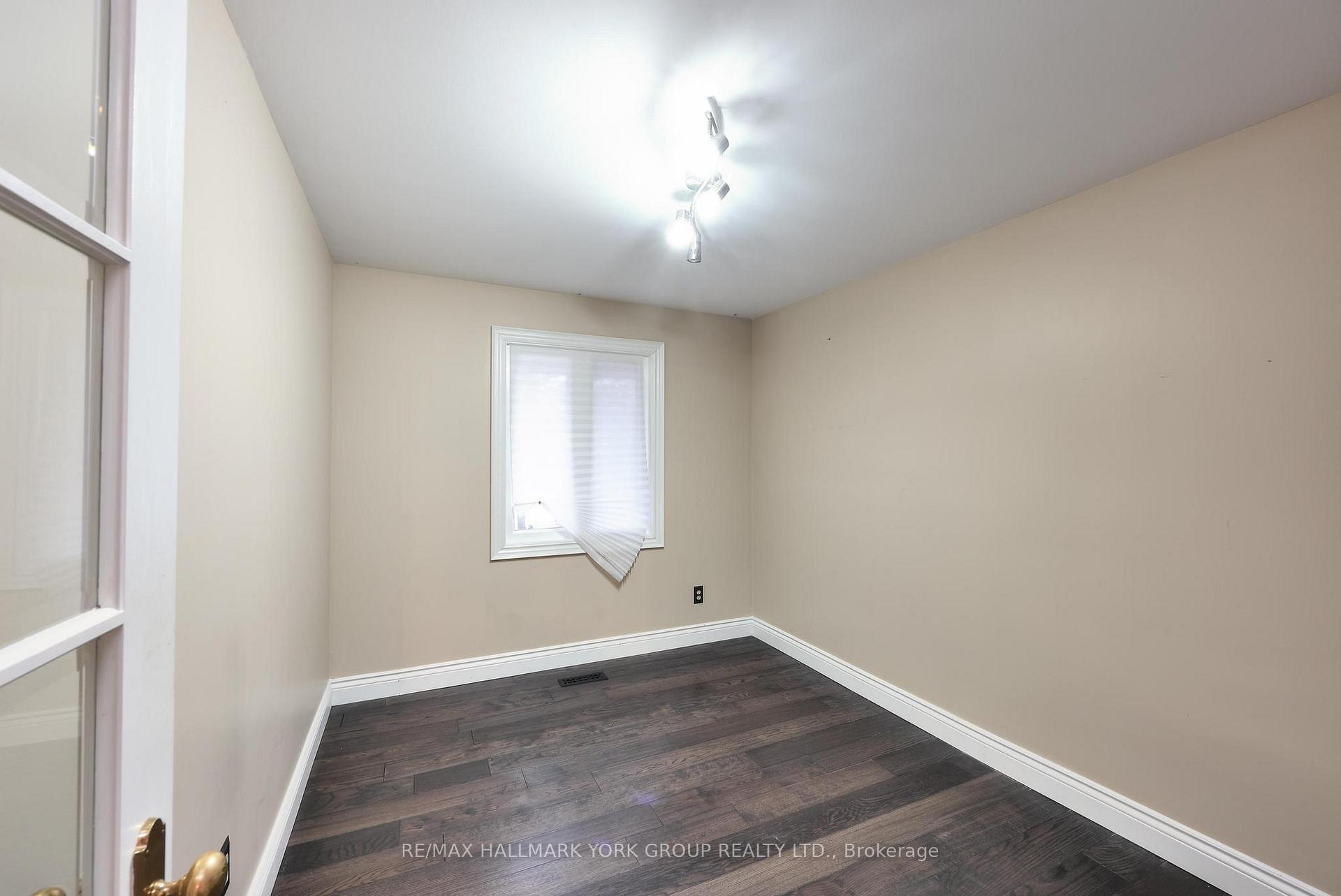 Photo 8 of 225 Patricia Drive, King, King City — HOMEH