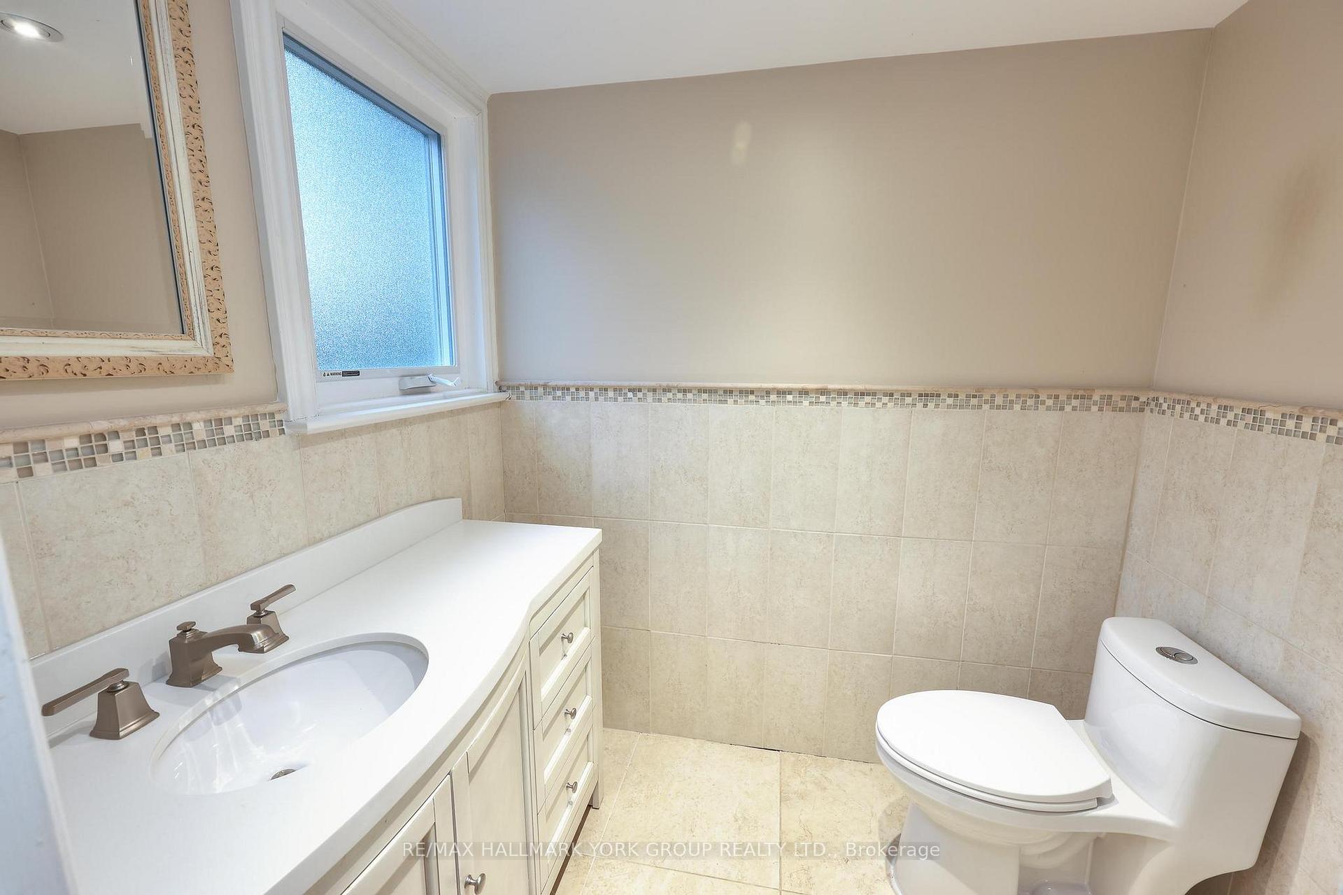 Photo 9 of 225 Patricia Drive, King, King City — HOMEH