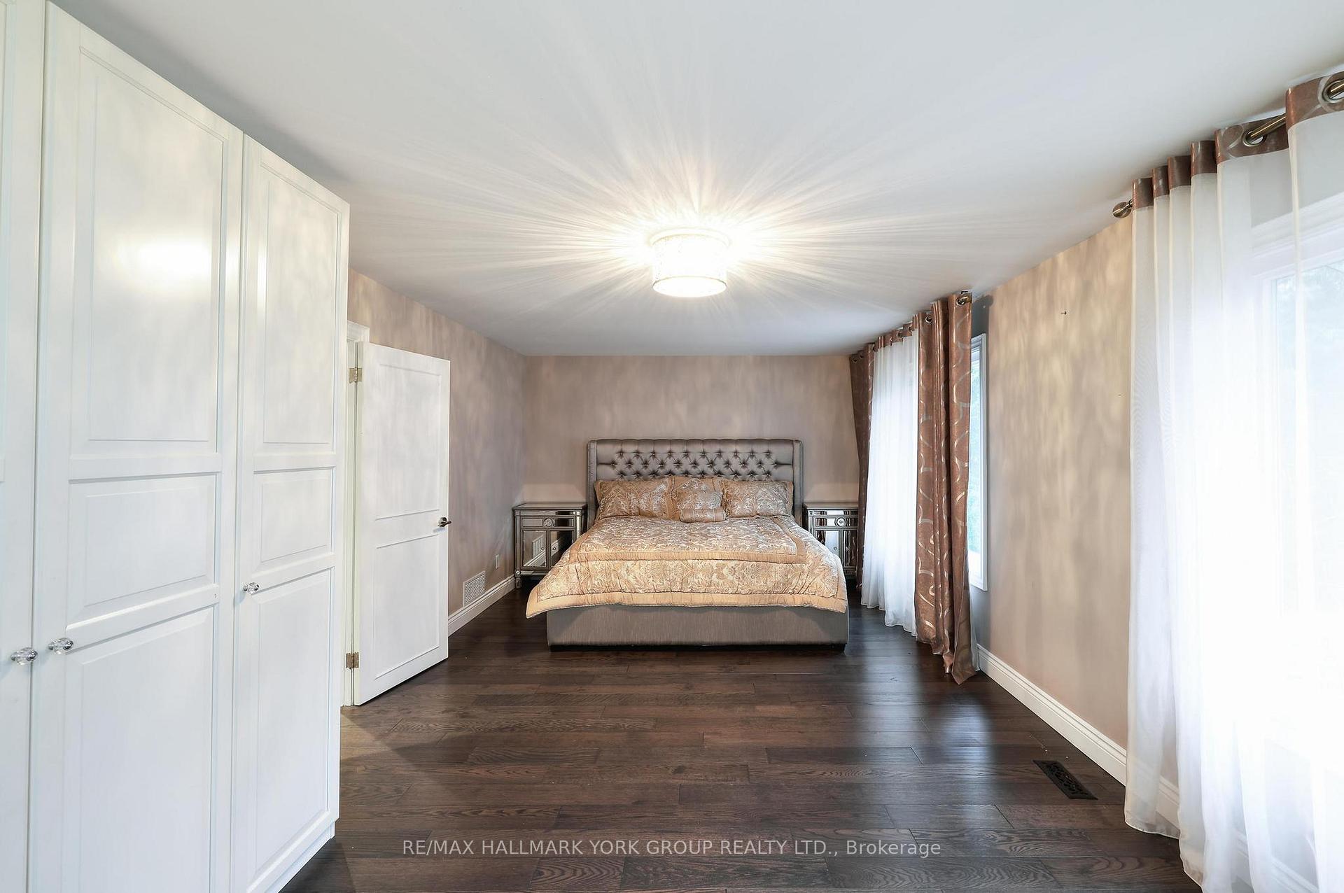 Photo 10 of 225 Patricia Drive, King, King City — HOMEH