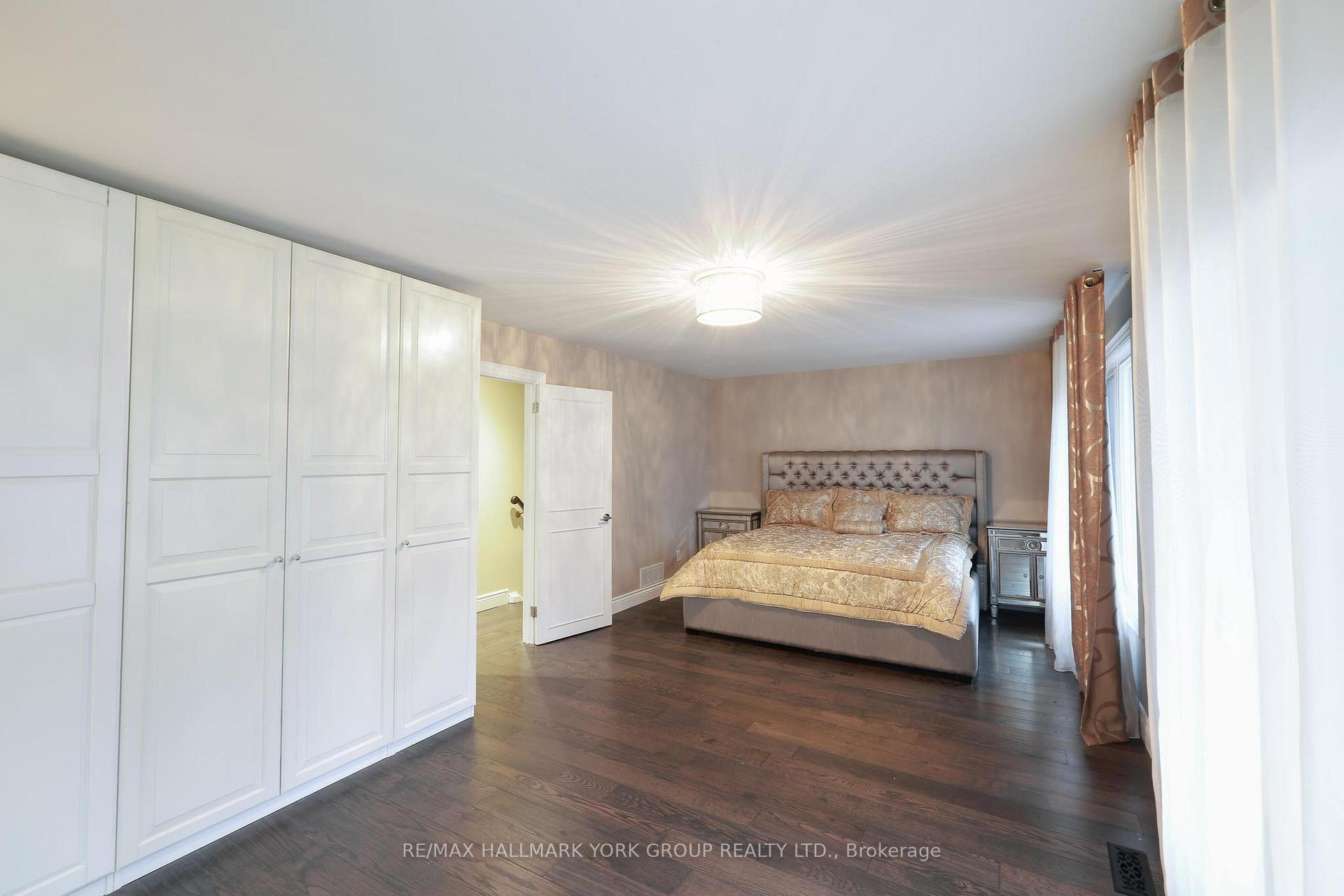 Photo 11 of 225 Patricia Drive, King, King City — HOMEH