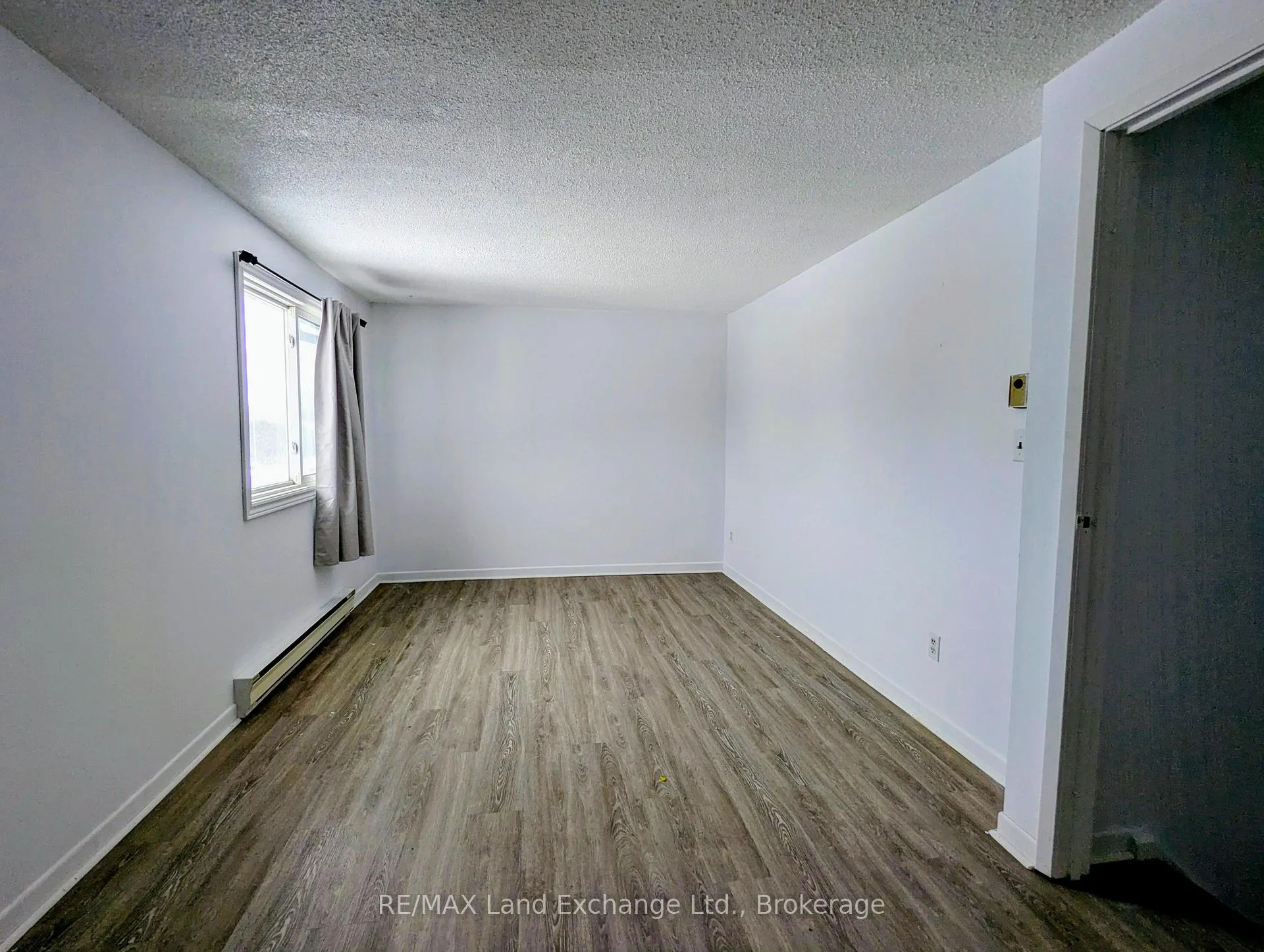 Photo 9 of 630 Hunter Street, Kincardine — HOMEH