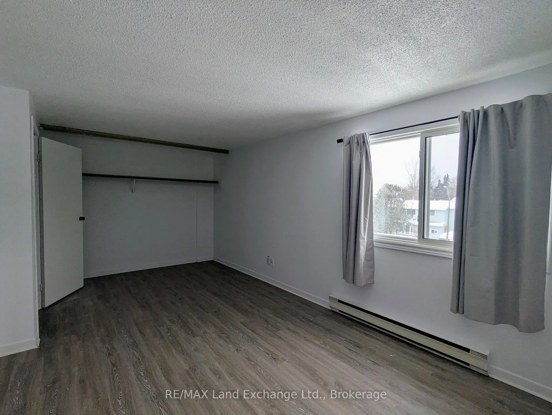 Photo 10 of 630 Hunter Street, Kincardine — HOMEH