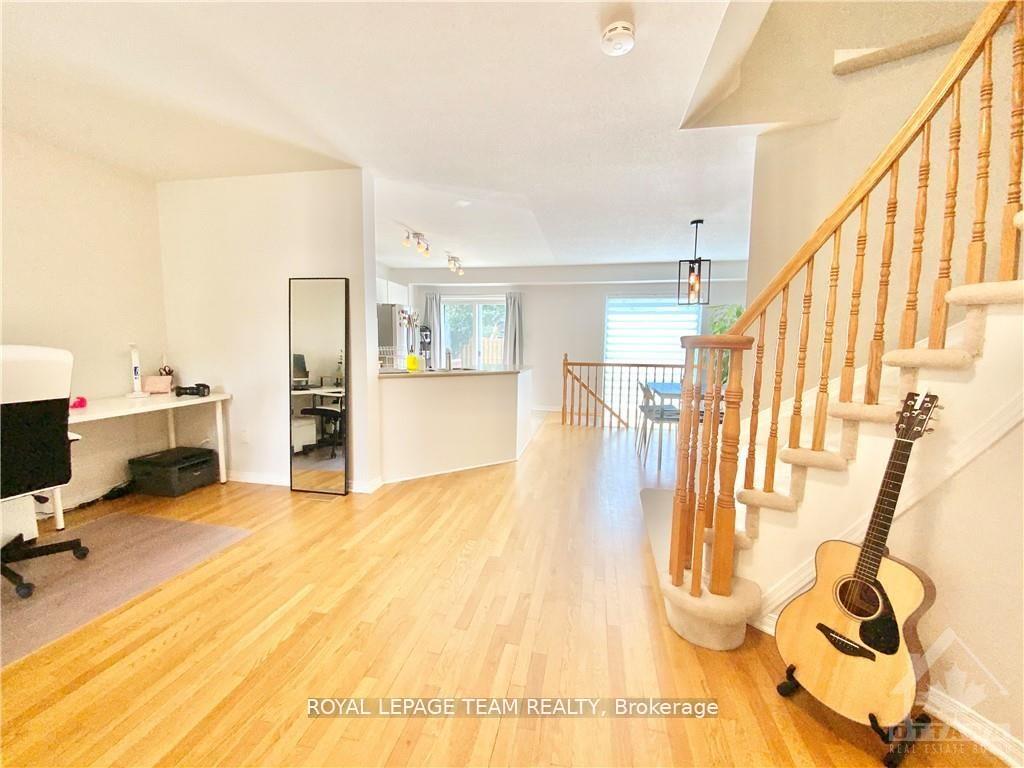 Photo 2 of 64 Tobermory Crescent, Ottawa, Kanata - Morgan's Grant/South March — HOMEH