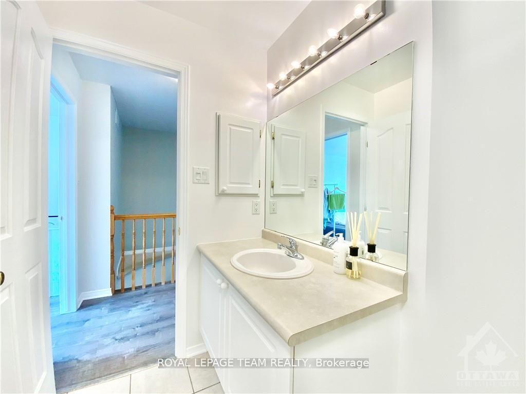 Photo 20 of 64 Tobermory Crescent, Ottawa, Kanata - Morgan's Grant/South March — HOMEH