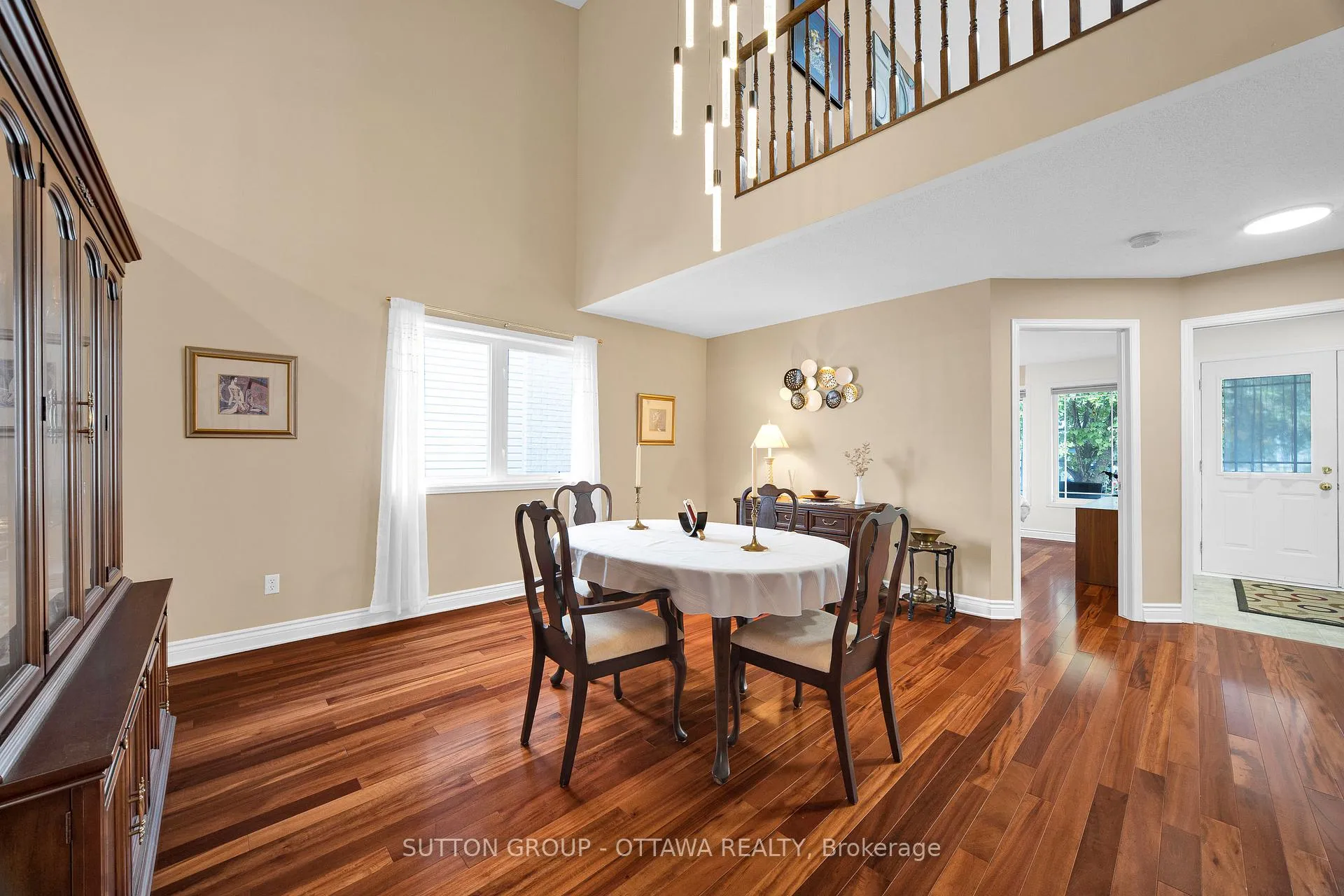 Photo 11 of 128 Annapolis Circle, Ottawa, Hunt Club — HOMEH