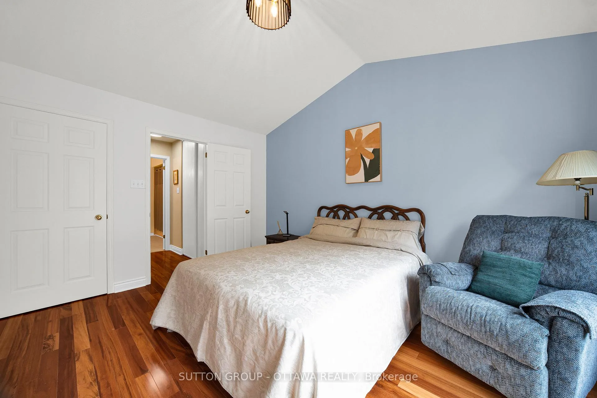 Photo 24 of 128 Annapolis Circle, Ottawa, Hunt Club — HOMEH