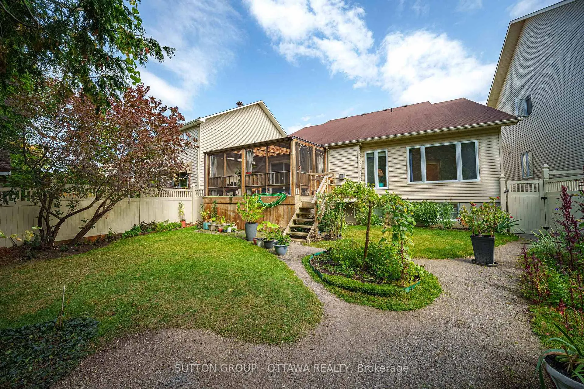 Photo 41 of 128 Annapolis Circle, Ottawa, Hunt Club — HOMEH