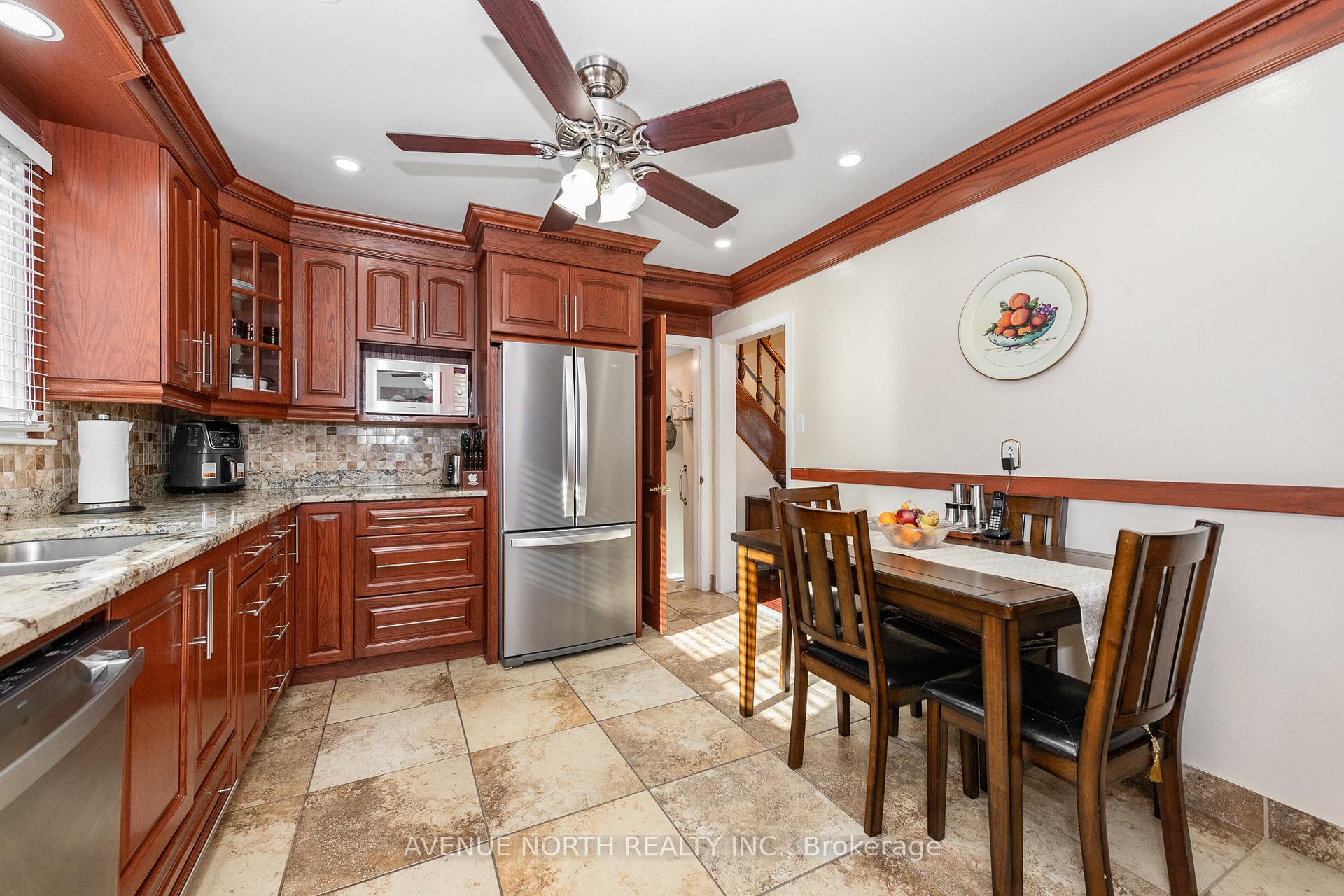 Photo 15 of 1282 Heron Road, Ottawa, Ridgemont — HOMEH