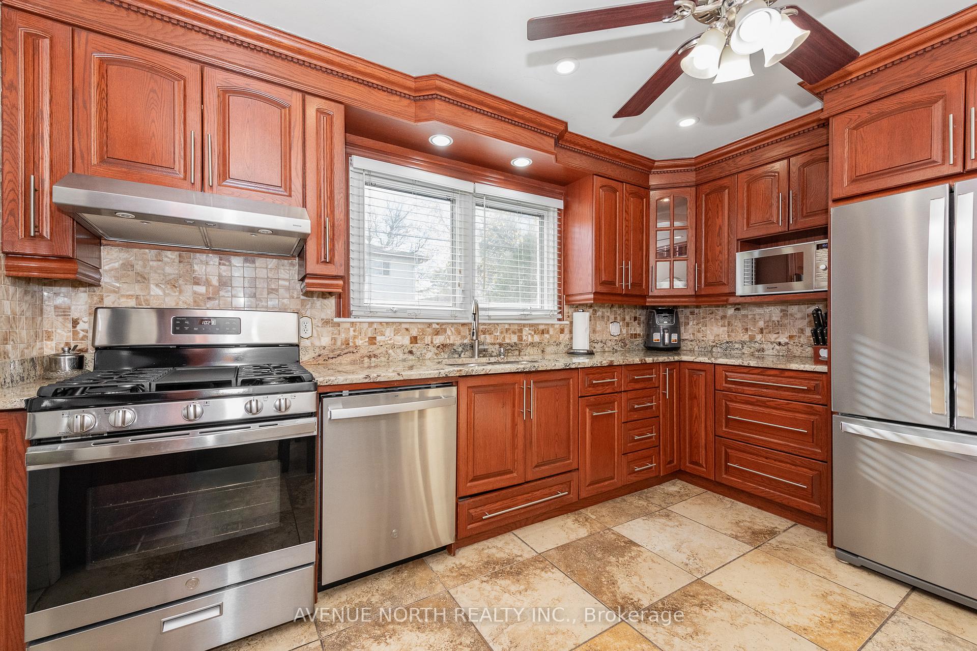 Photo 16 of 1282 Heron Road, Ottawa, Ridgemont — HOMEH