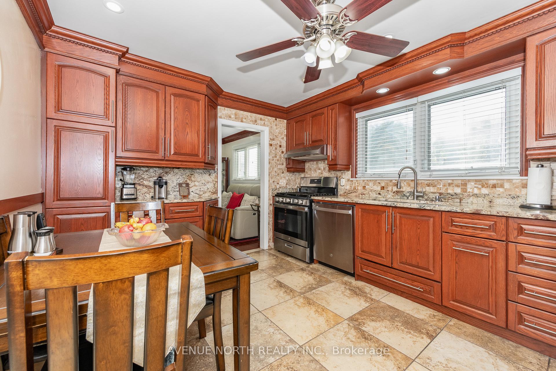 Photo 19 of 1282 Heron Road, Ottawa, Ridgemont — HOMEH