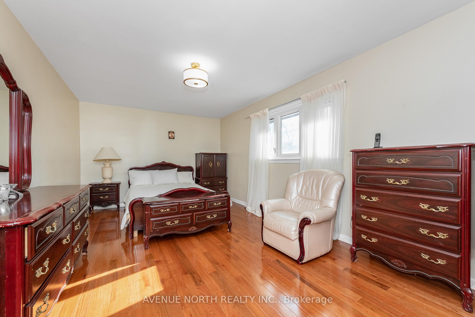 Photo 21 of 1282 Heron Road, Ottawa, Ridgemont — HOMEH