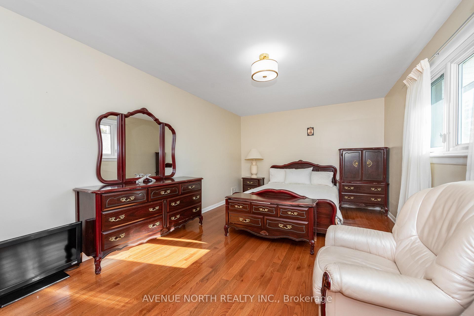 Photo 22 of 1282 Heron Road, Ottawa, Ridgemont — HOMEH