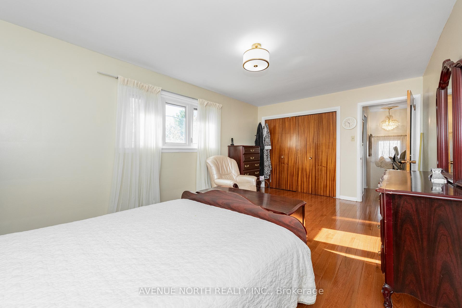 Photo 23 of 1282 Heron Road, Ottawa, Ridgemont — HOMEH
