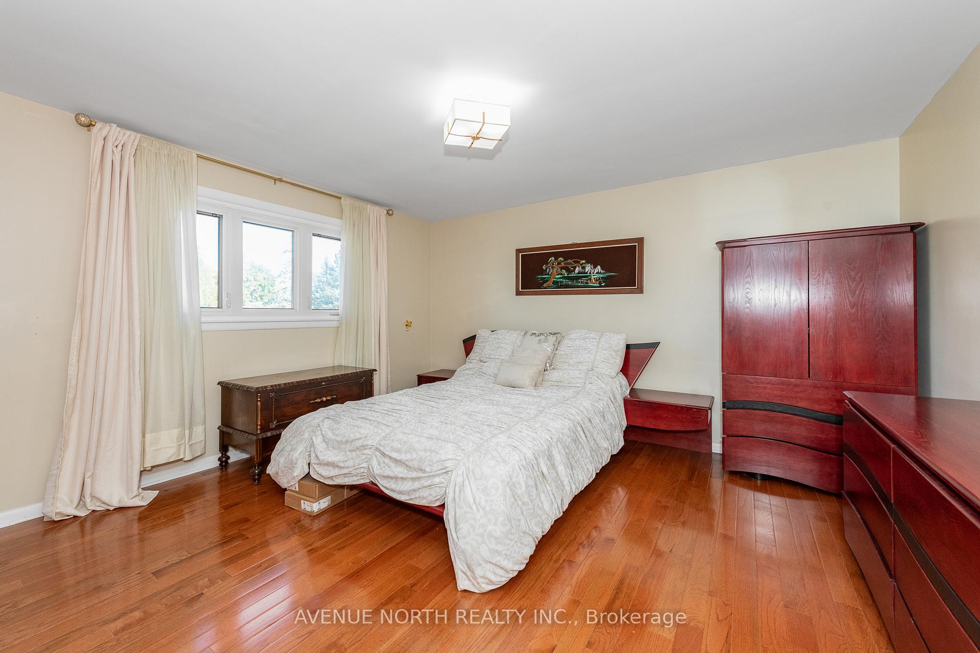 Photo 26 of 1282 Heron Road, Ottawa, Ridgemont — HOMEH