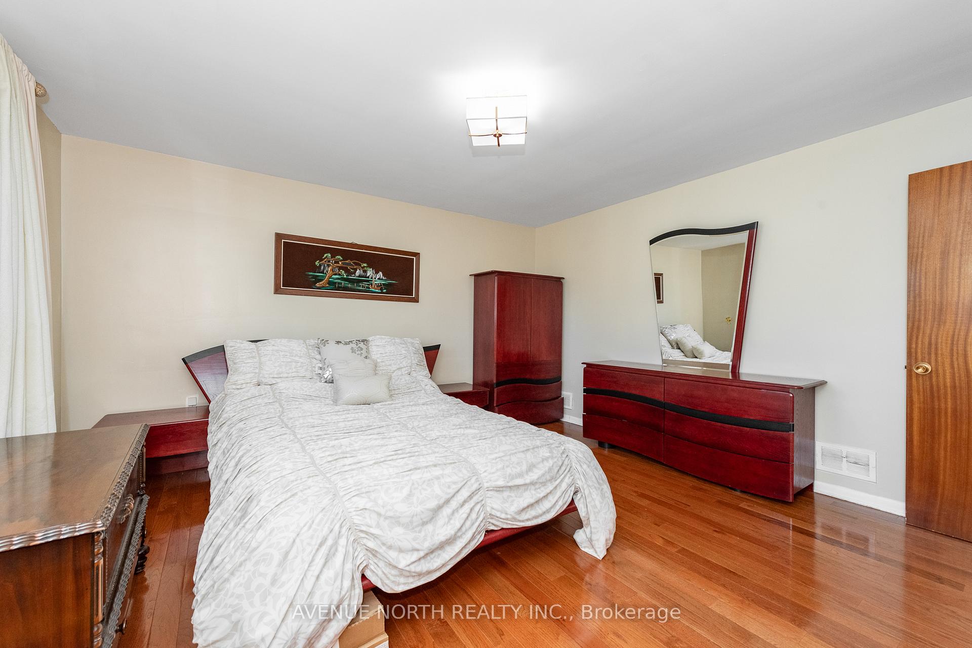 Photo 27 of 1282 Heron Road, Ottawa, Ridgemont — HOMEH