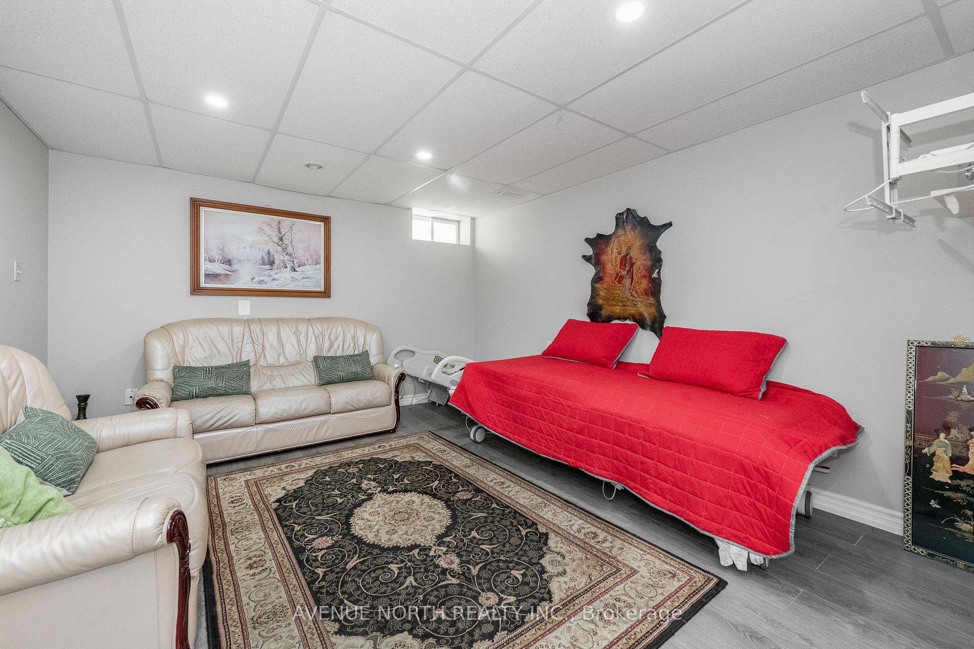 Photo 32 of 1282 Heron Road, Ottawa, Ridgemont — HOMEH