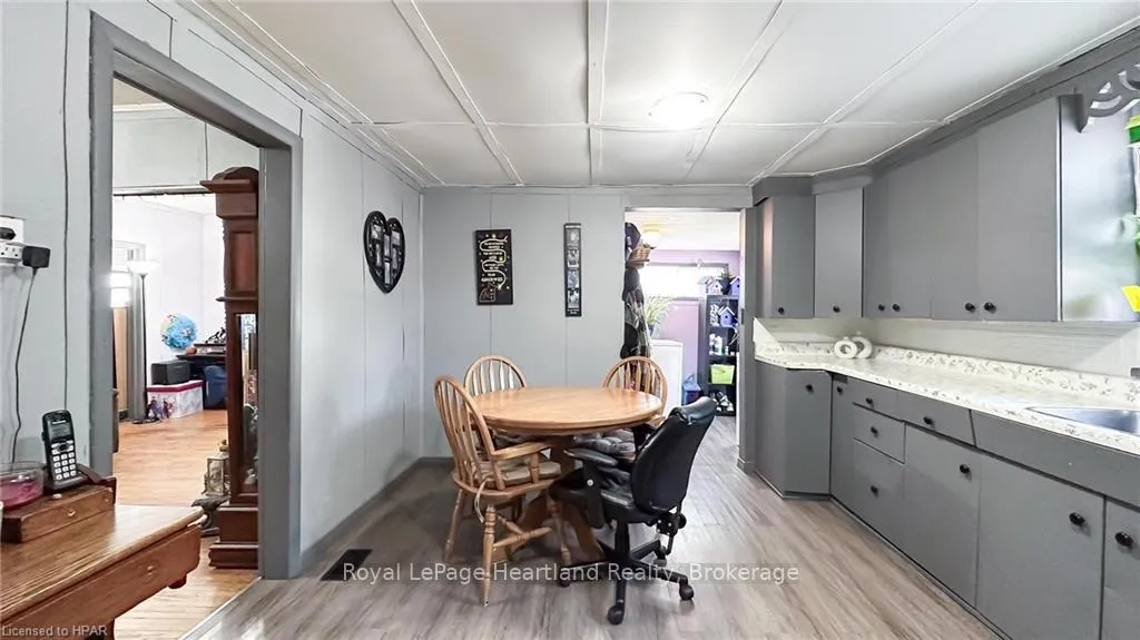 Photo 10 of 3064 Patrick Street, Howick — HOMEH