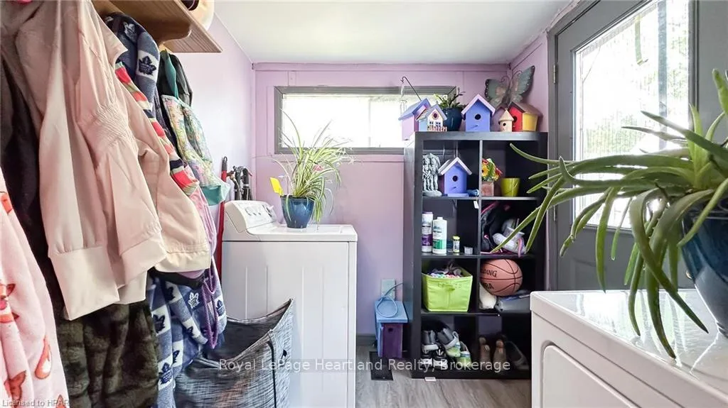 Photo 11 of 3064 Patrick Street, Howick — HOMEH