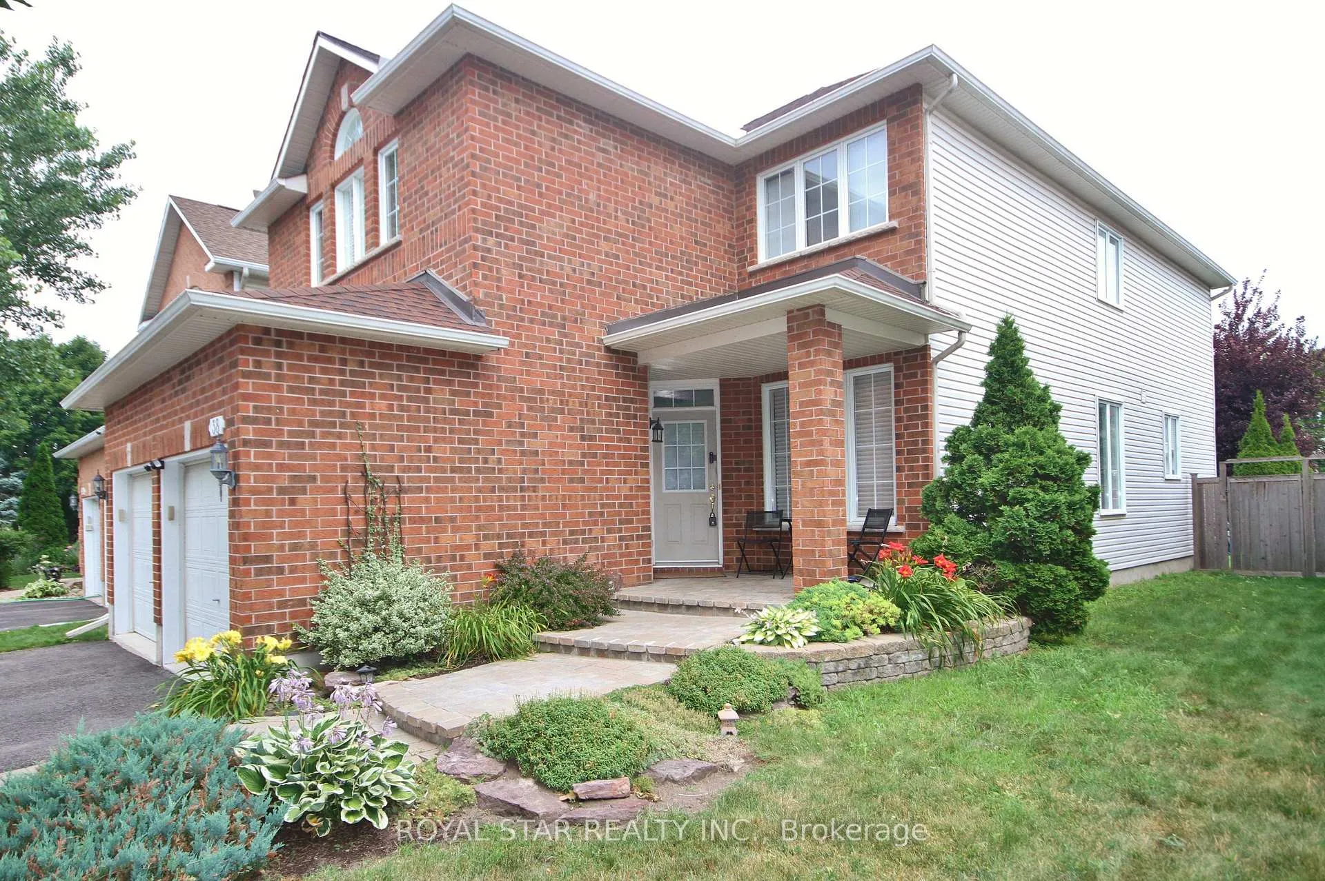 Photo 3 of 38 Rialto Way, Ottawa, Hunt Club Park/Greenboro — HOMEH
