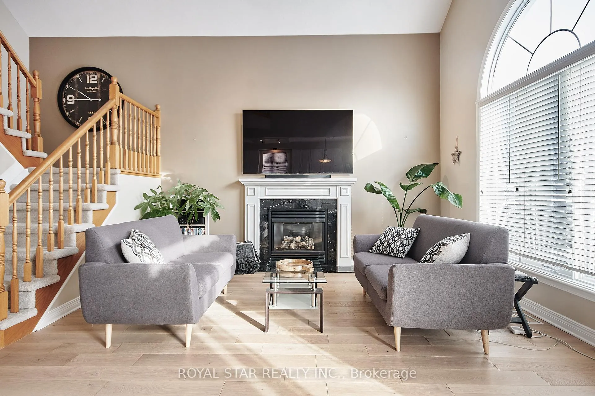 Photo 14 of 38 Rialto Way, Ottawa, Hunt Club Park/Greenboro — HOMEH