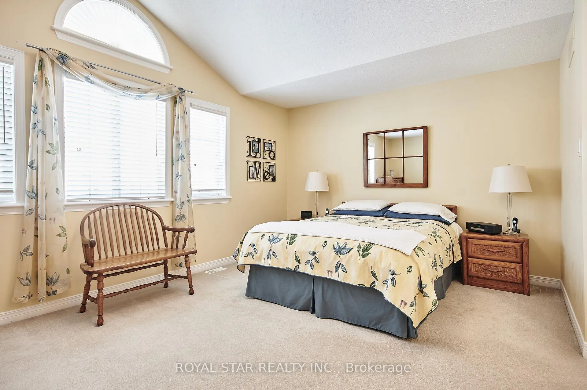 Photo 27 of 38 Rialto Way, Ottawa, Hunt Club Park/Greenboro — HOMEH