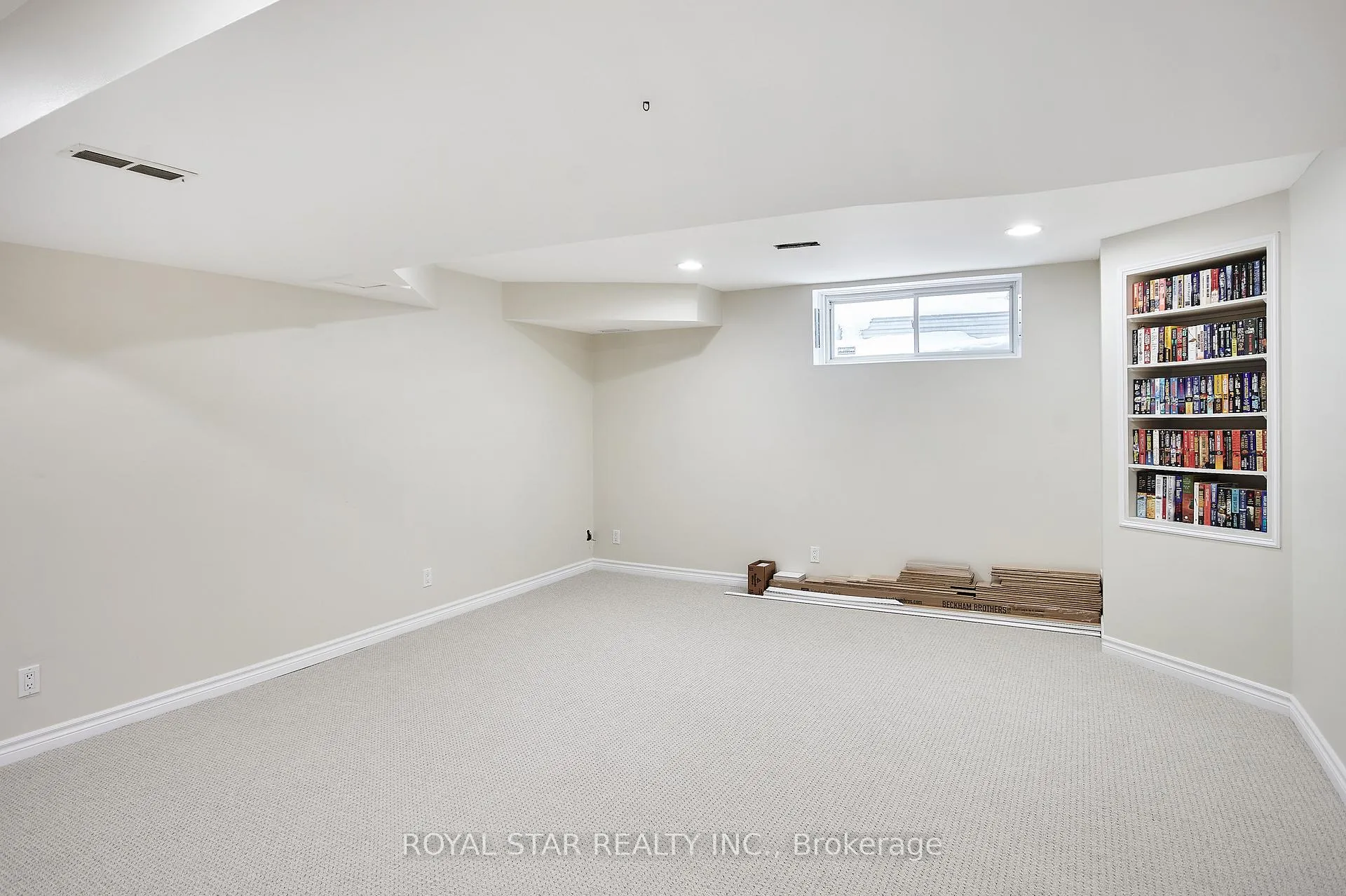Photo 37 of 38 Rialto Way, Ottawa, Hunt Club Park/Greenboro — HOMEH