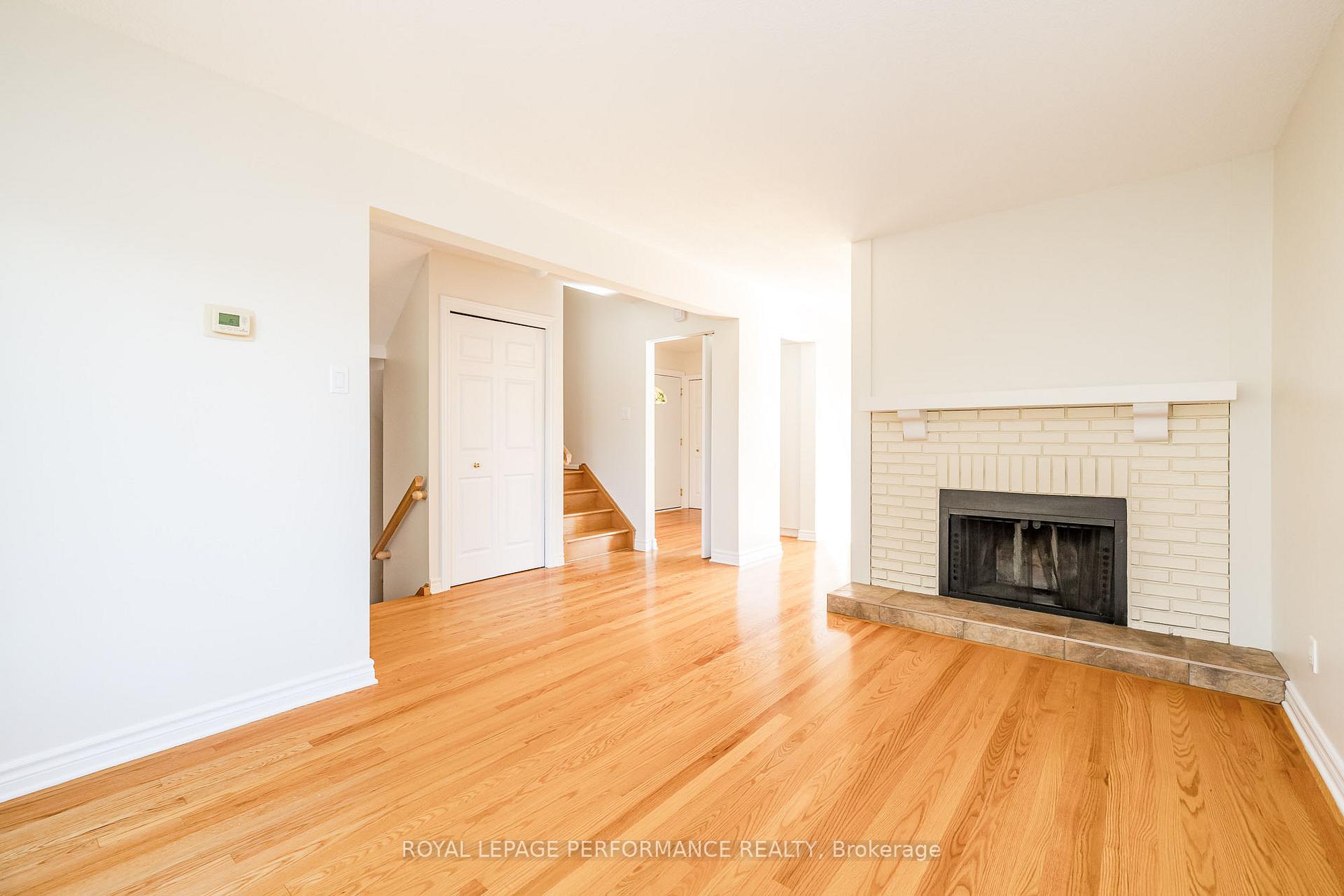Photo 6 of 53 Sample Road, Ottawa, Hunt Club — HOMEH