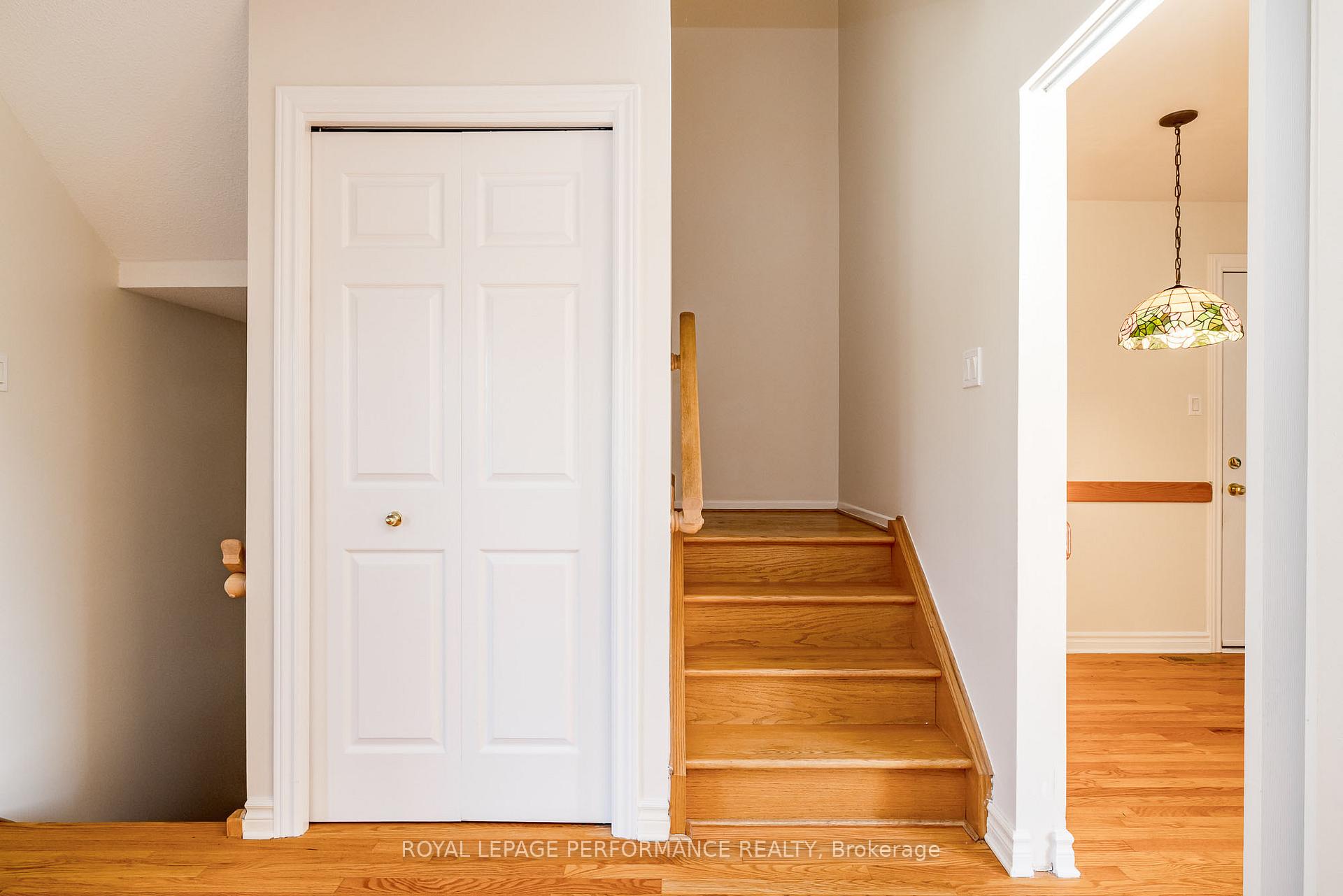 Photo 13 of 53 Sample Road, Ottawa, Hunt Club — HOMEH