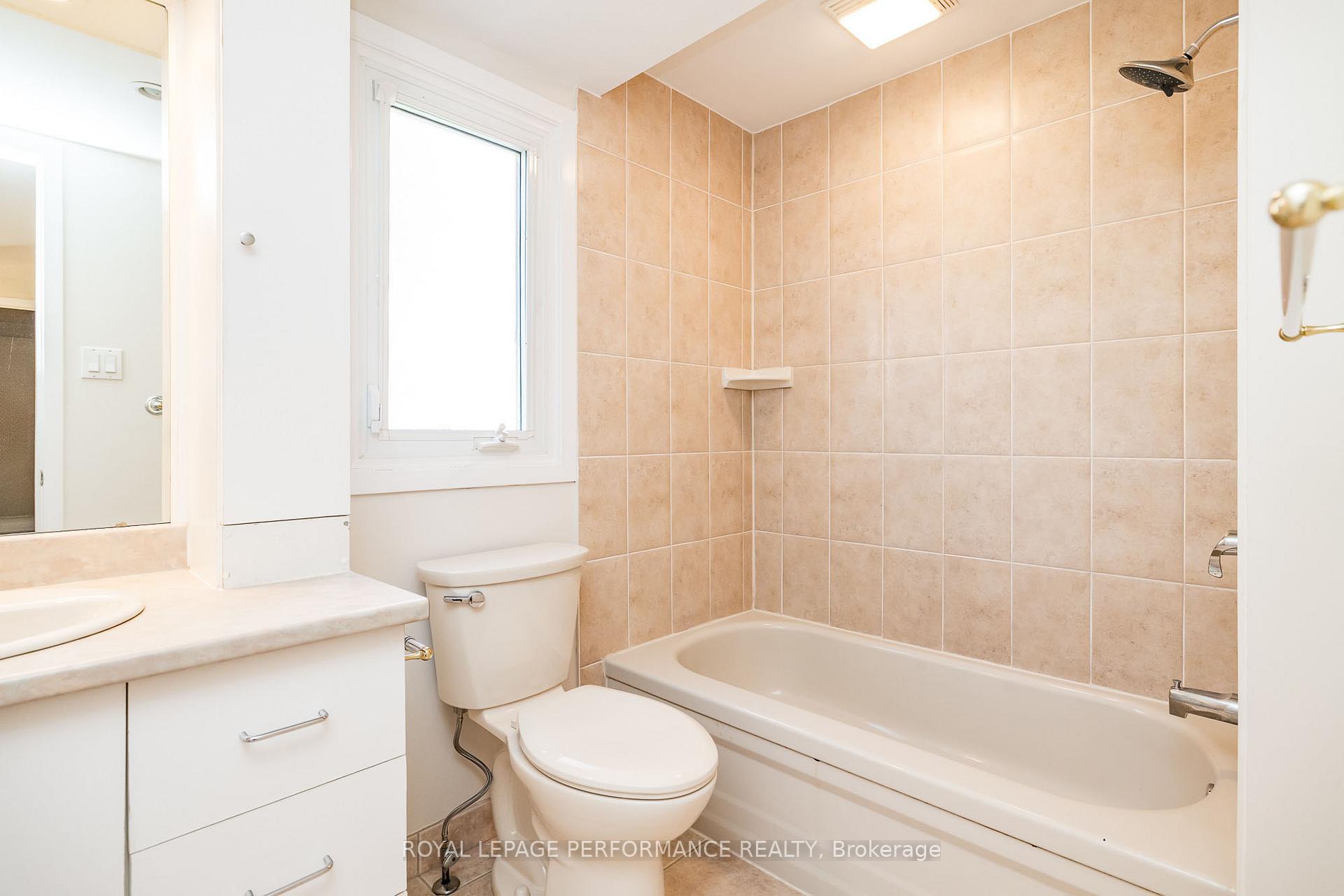 Photo 25 of 53 Sample Road, Ottawa, Hunt Club — HOMEH
