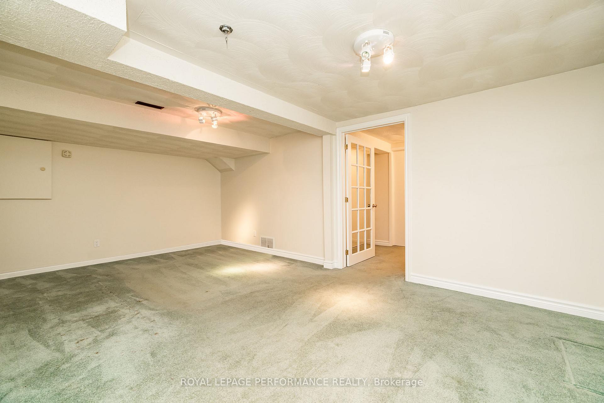 Photo 27 of 53 Sample Road, Ottawa, Hunt Club — HOMEH