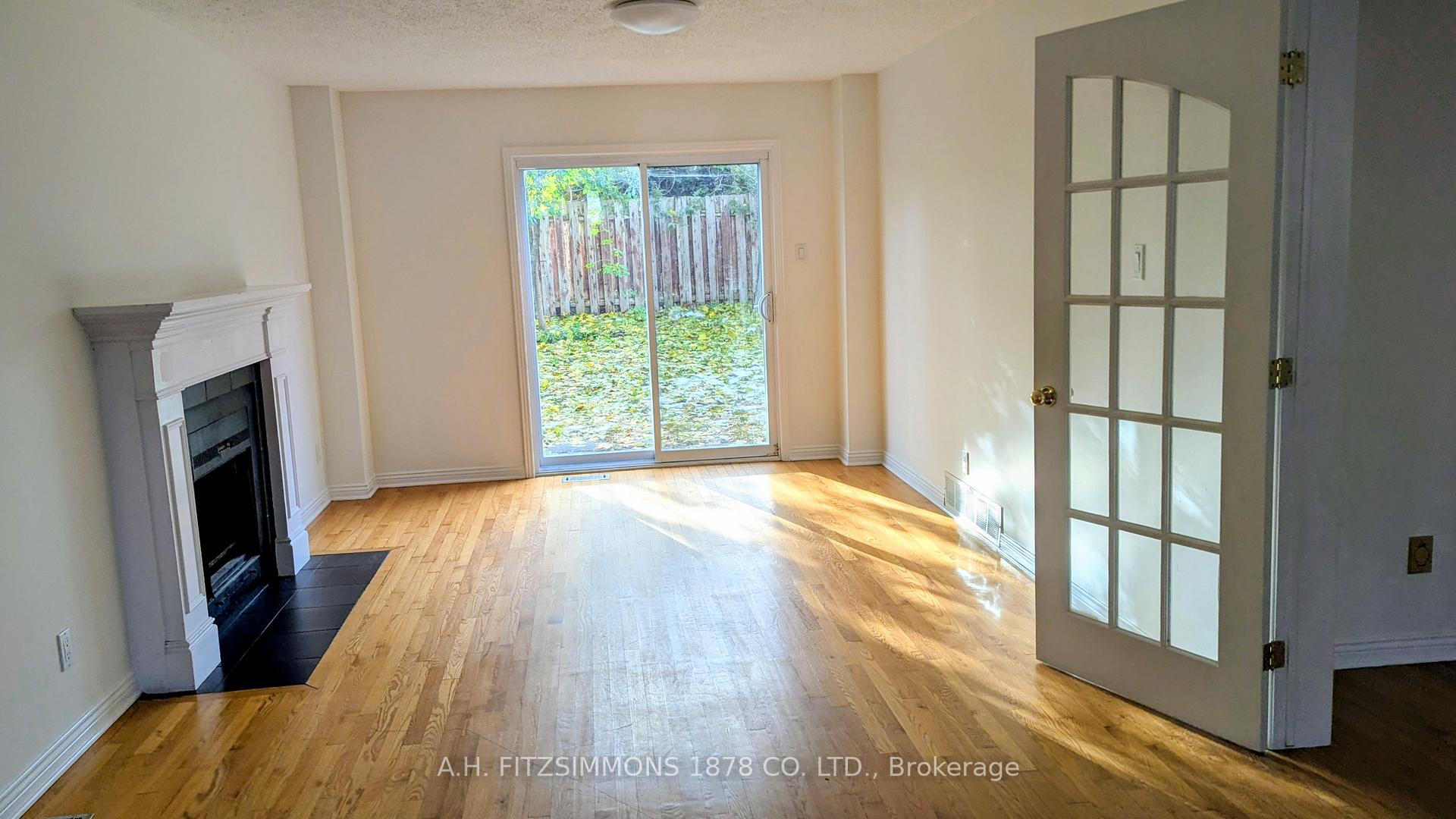 Photo 7 of 6 Pattermead Crescent, Ottawa, Hunt Club/Western Community — HOMEH