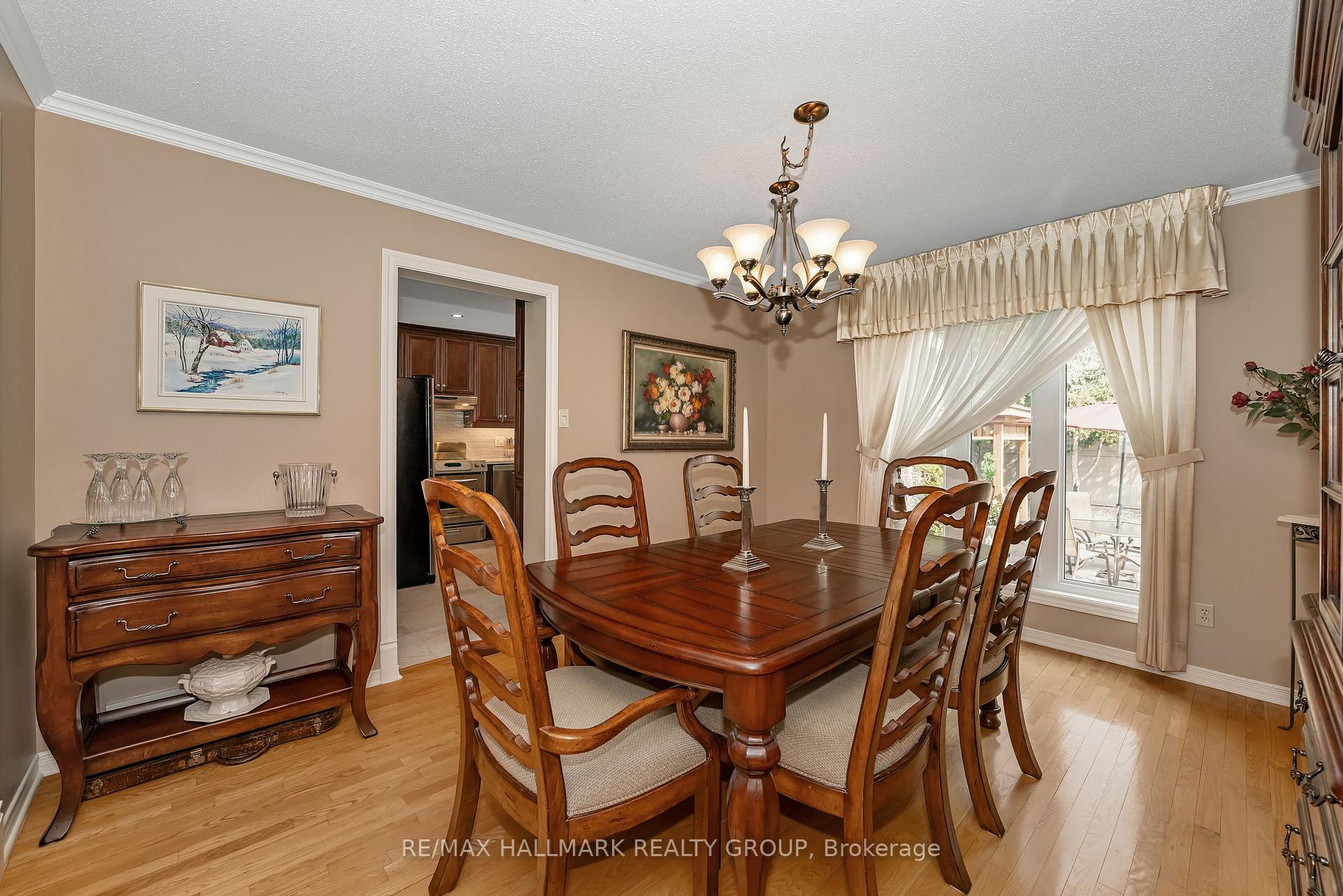 Photo 9 of 41 Claudet Crescent, Ottawa, Hunt Club Park — HOMEH