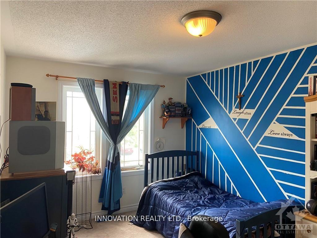 Photo 22 of 84 Brady Avenue, Ottawa, Kanata - Morgan's Grant/South March — HOMEH