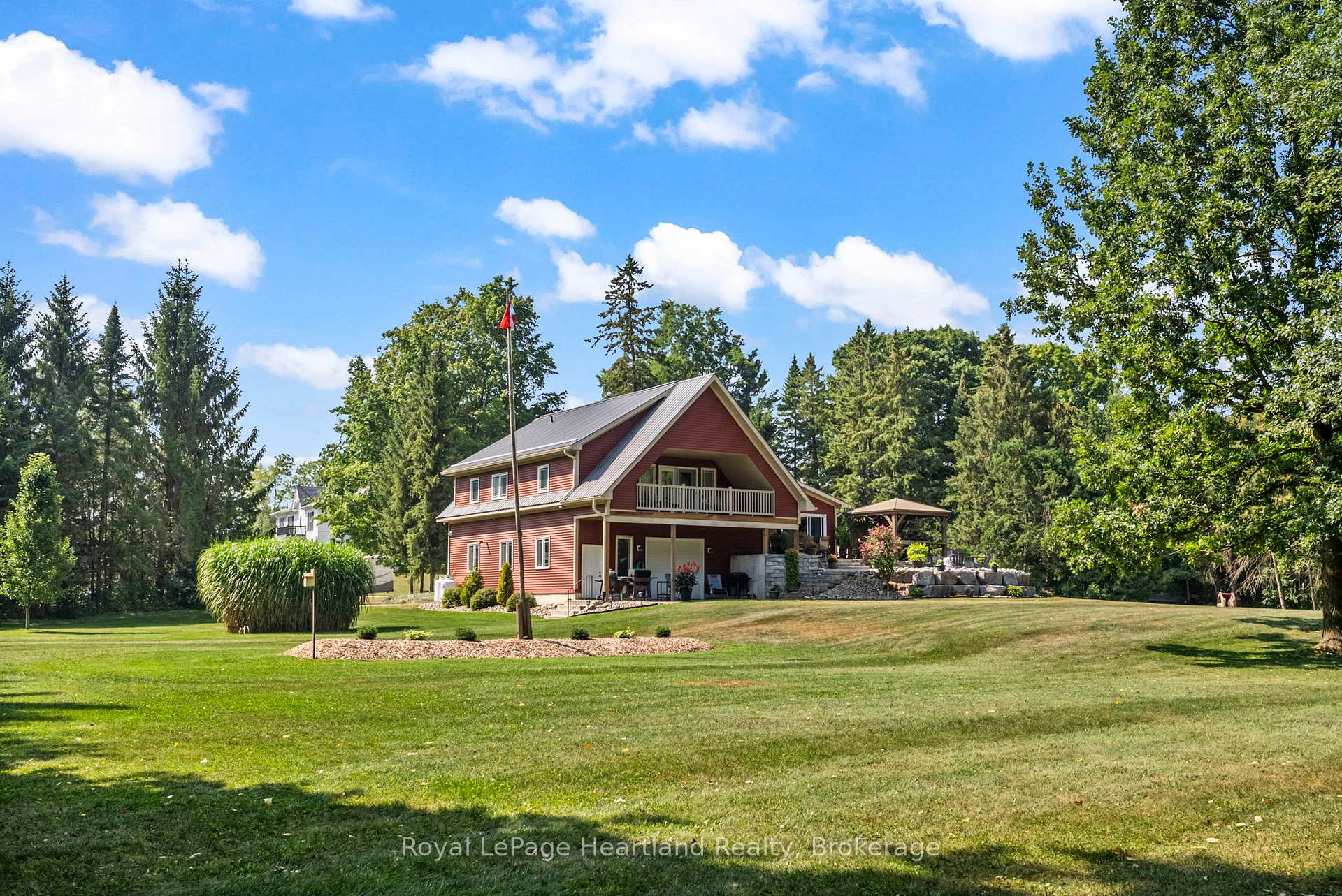 Photo 44 of 1043 Queen Street, Howick — HOMEH