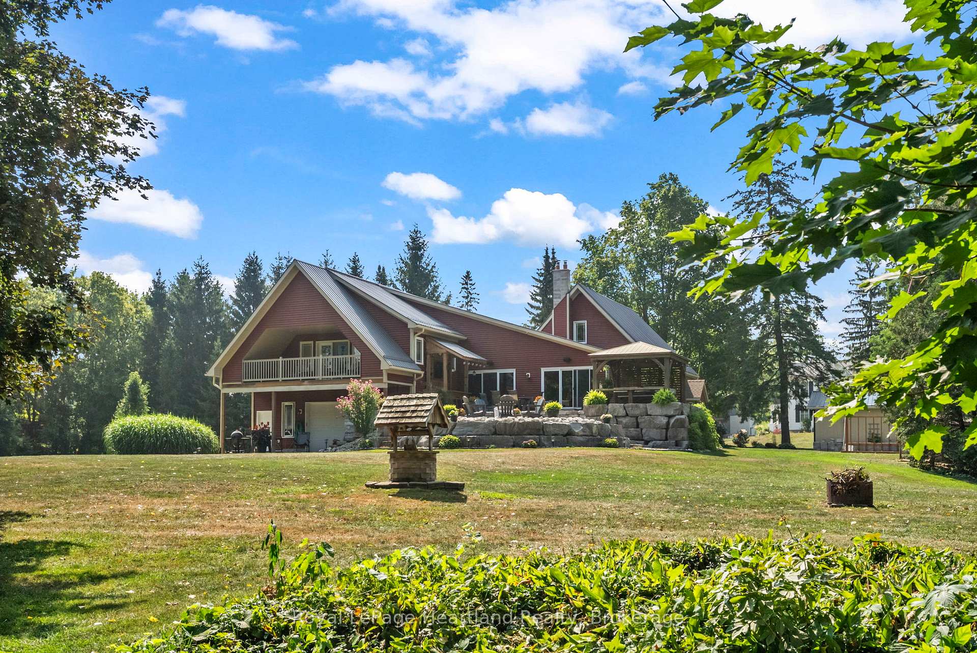 Photo 47 of 1043 Queen Street, Howick — HOMEH