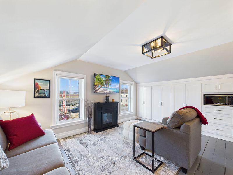 Photo 6 of Unit 1, 953 Queen Street, Kincardine — HOMEH