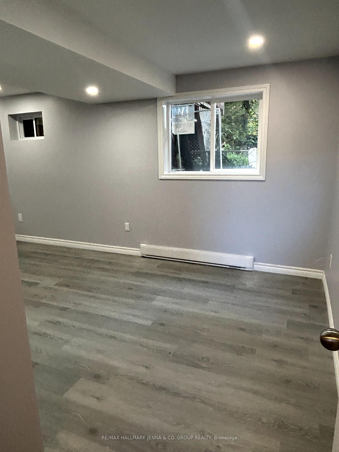 Photo 4 of Unit B, 62 Greenboro Crescent, Ottawa, Hunt Club Park/Greenboro — HOMEH