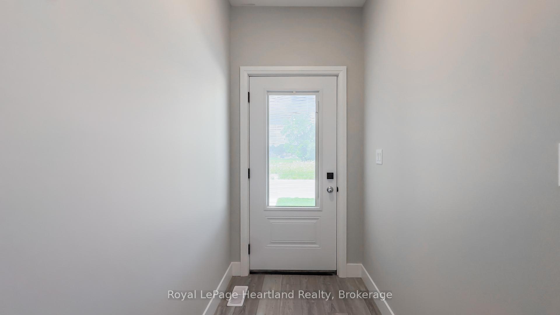 Photo 4 of 30 Silver Creek Road, Huron East, Seaforth — HOMEH