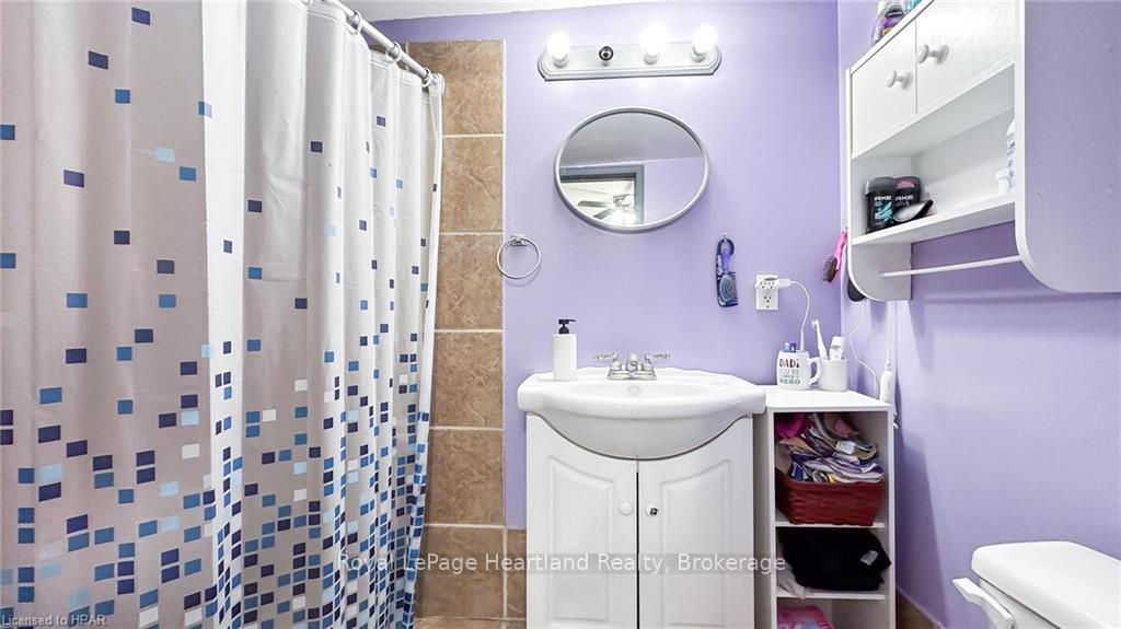 Photo 9 of 3064 Patrick Street, Howick — HOMEH