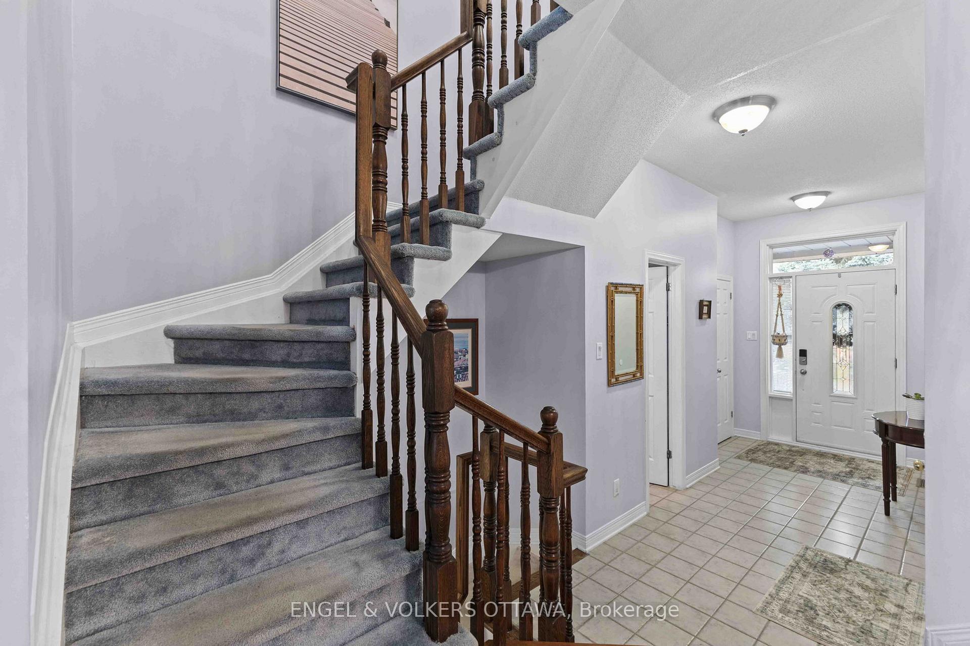 Photo 16 of 21 Kimberwick Crescent, Ottawa, Quinterra — HOMEH
