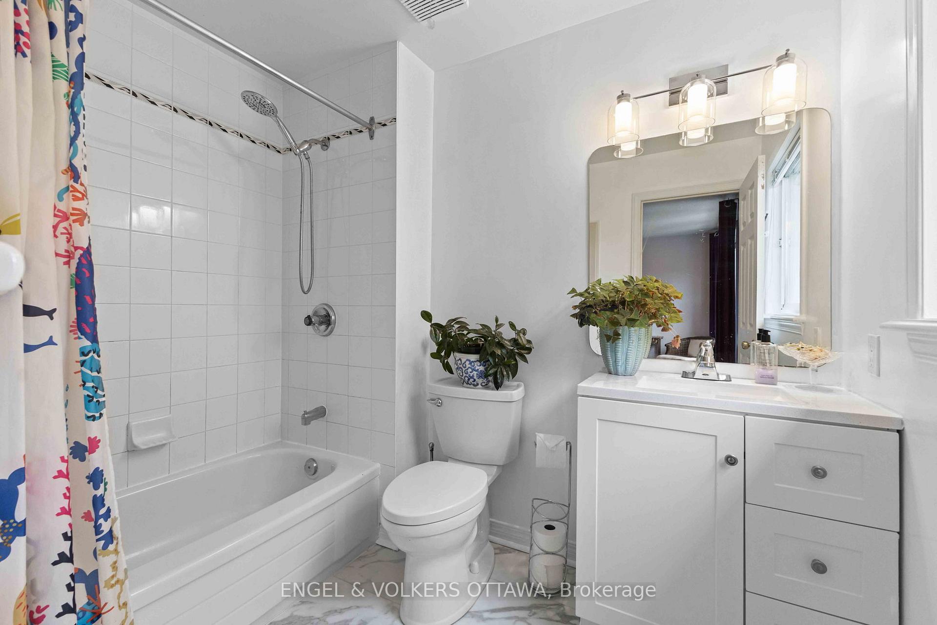 Photo 26 of 21 Kimberwick Crescent, Ottawa, Quinterra — HOMEH