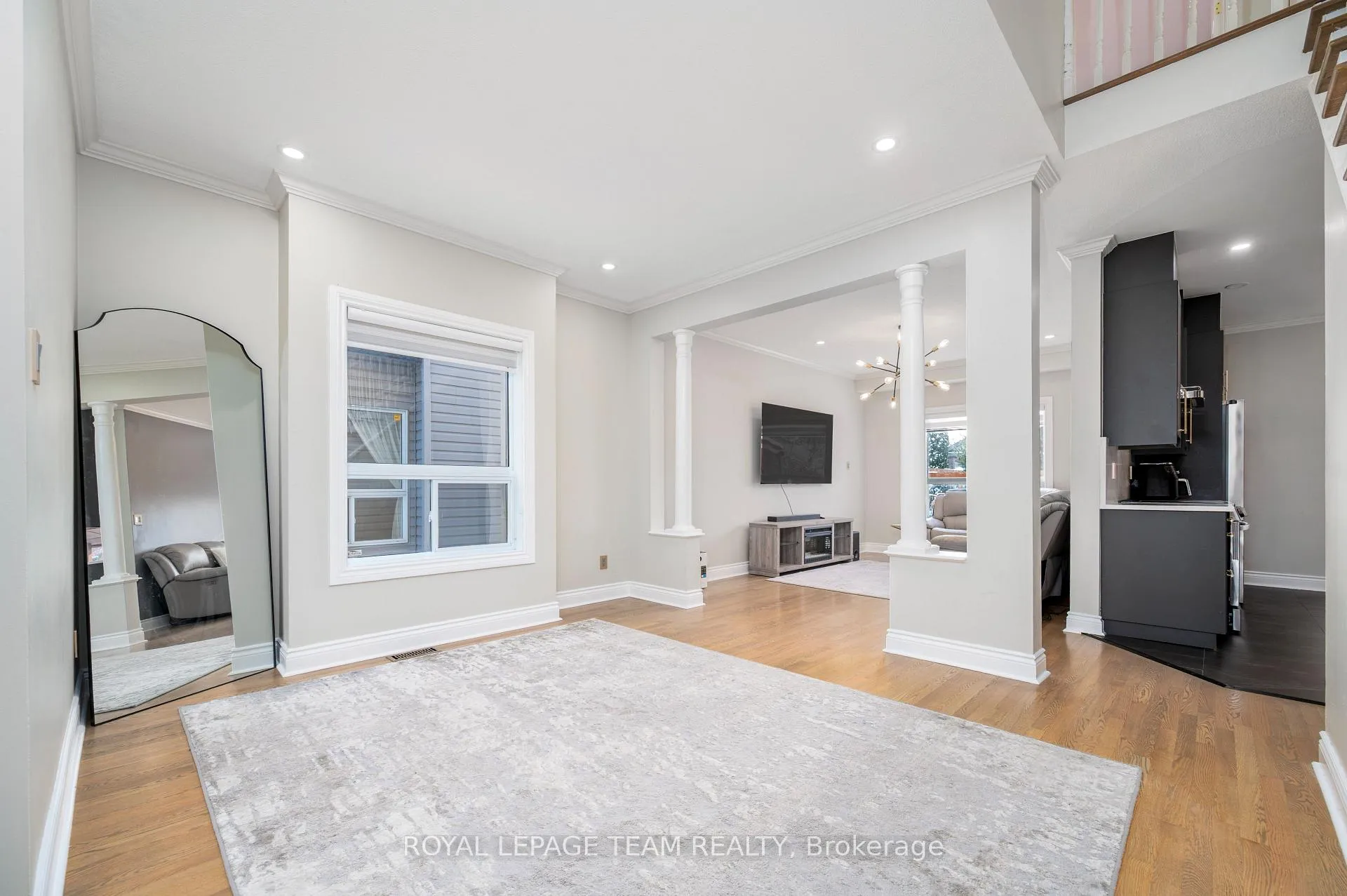 Photo 7 of 115 Grandpark Circle, Ottawa, Hunt Club Park — HOMEH