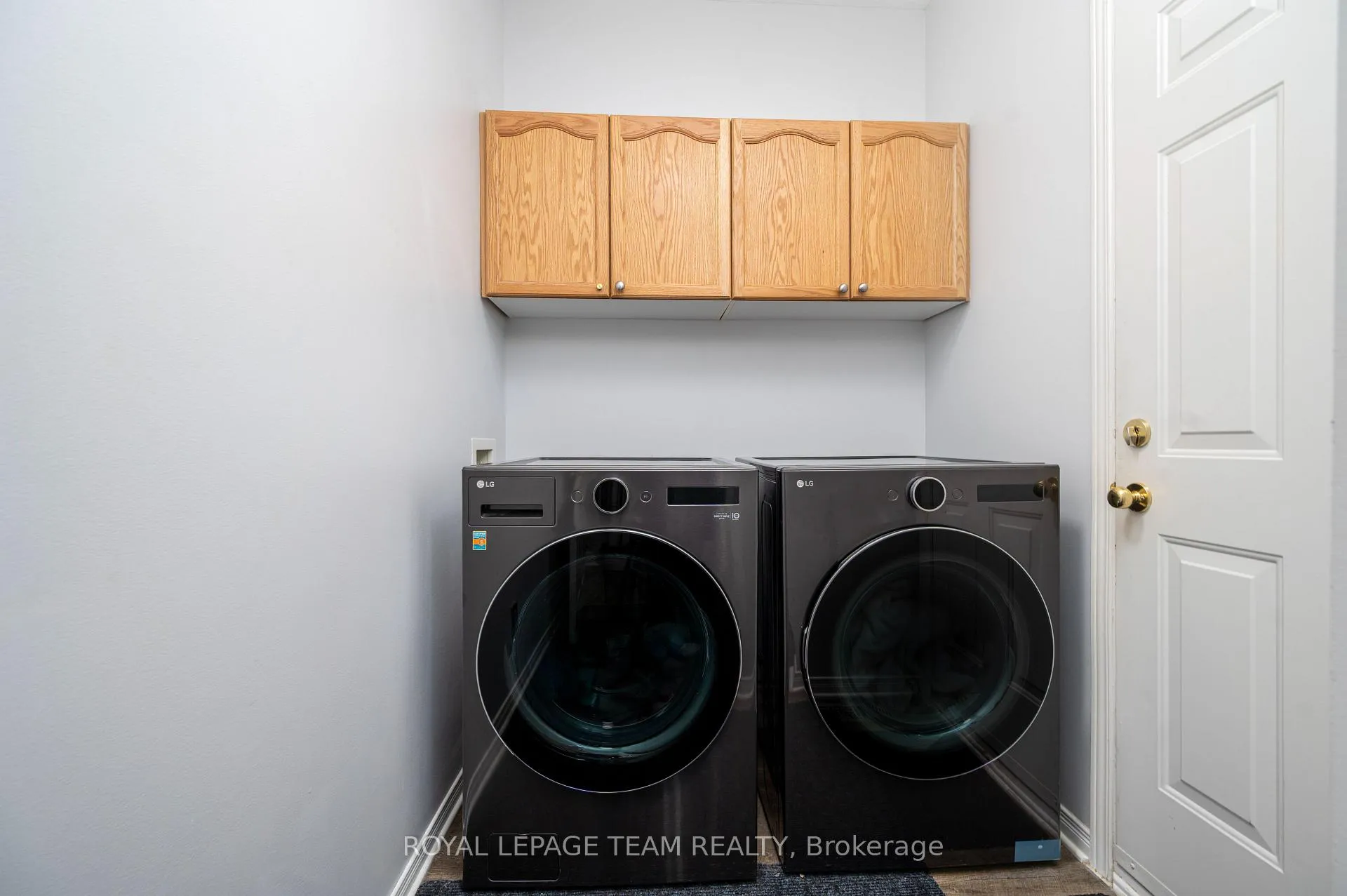 Photo 20 of 115 Grandpark Circle, Ottawa, Hunt Club Park — HOMEH