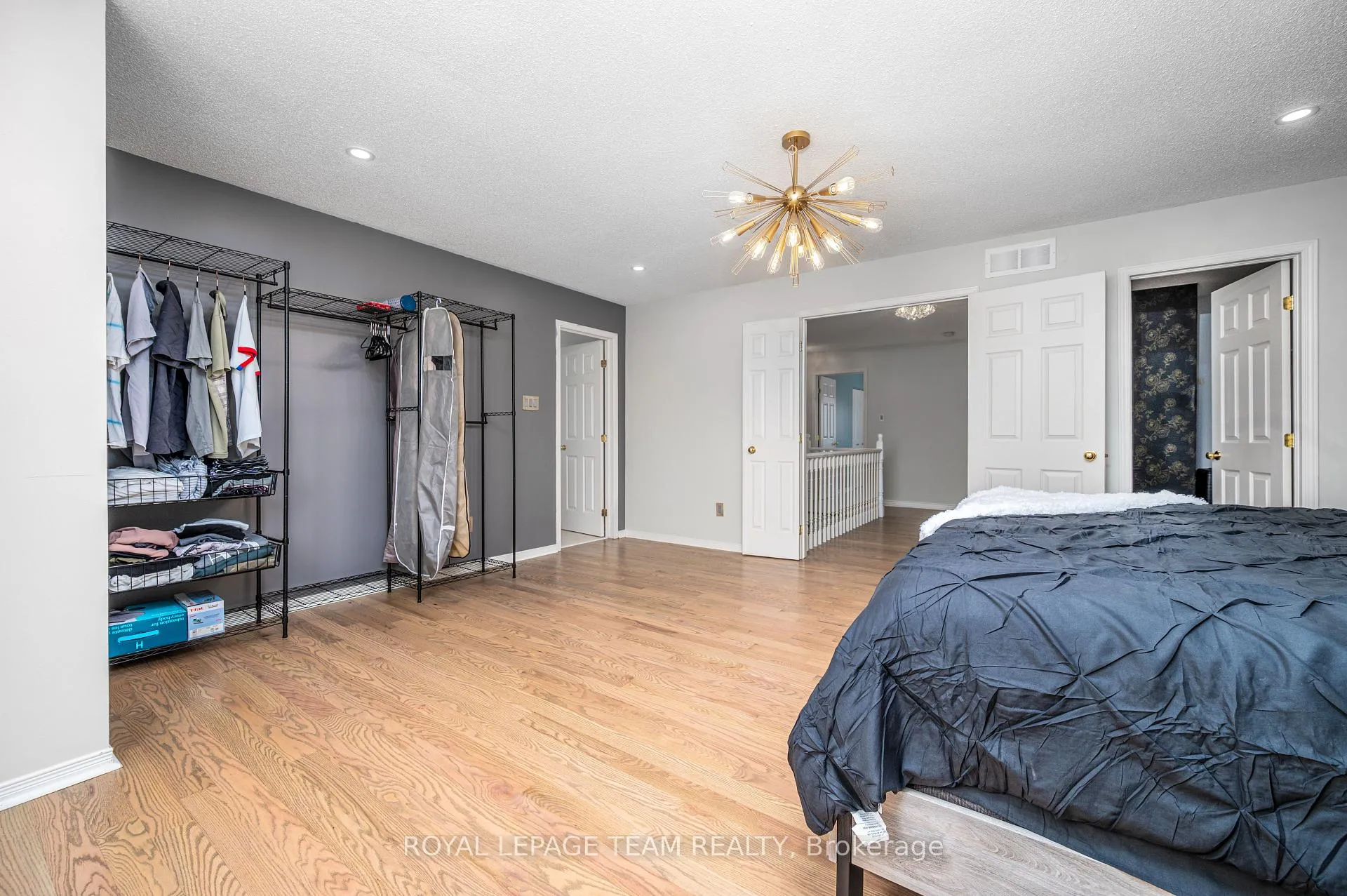 Photo 22 of 115 Grandpark Circle, Ottawa, Hunt Club Park — HOMEH