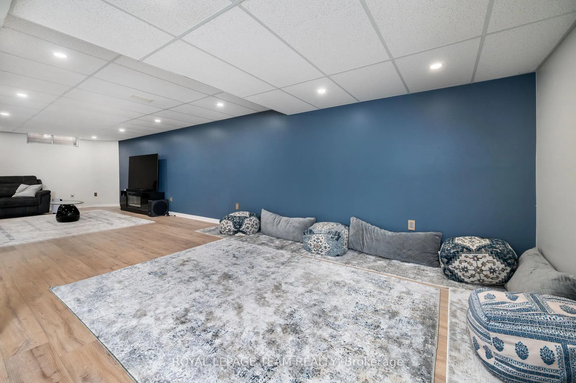 Photo 34 of 115 Grandpark Circle, Ottawa, Hunt Club Park — HOMEH