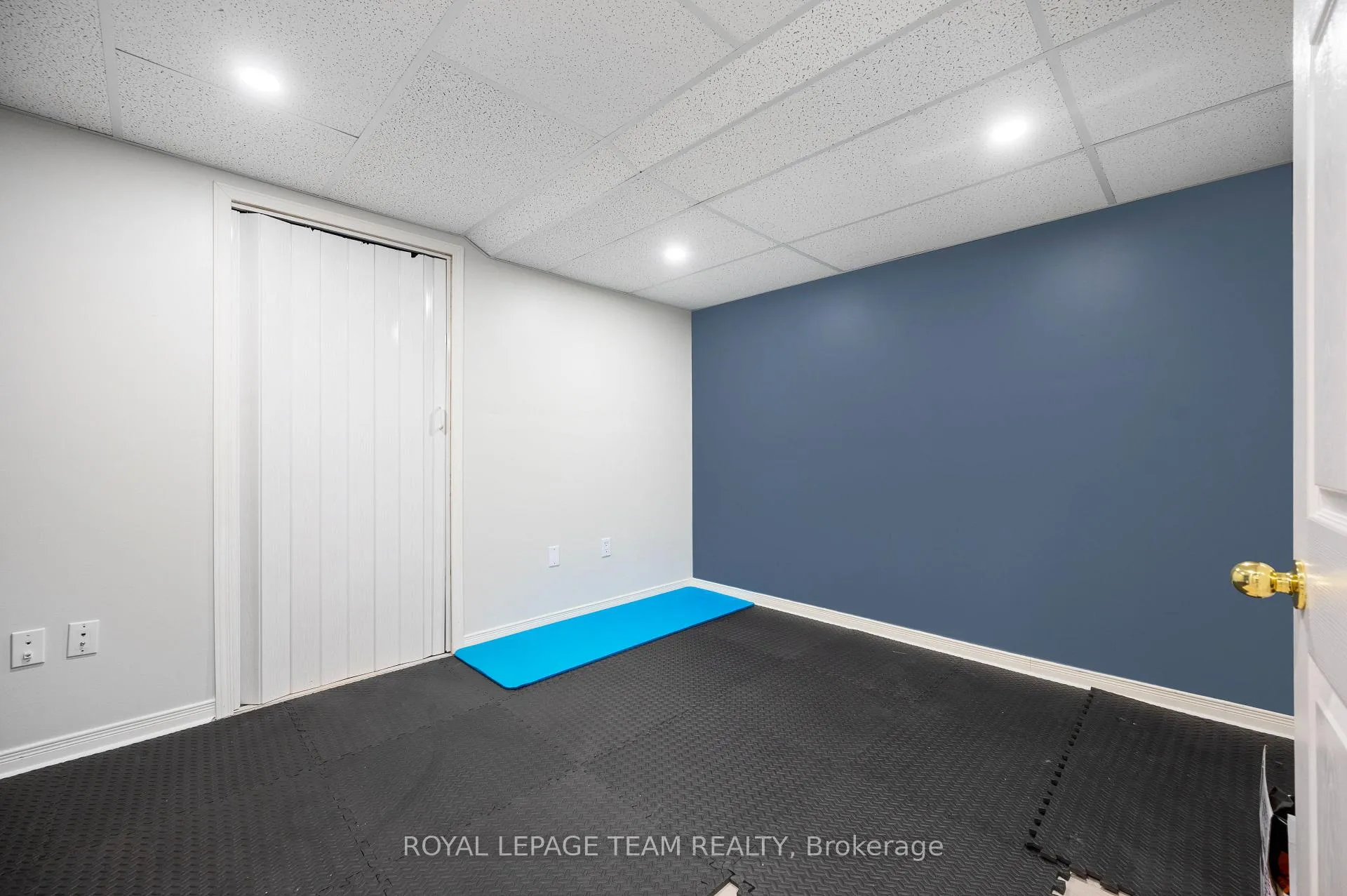 Photo 37 of 115 Grandpark Circle, Ottawa, Hunt Club Park — HOMEH