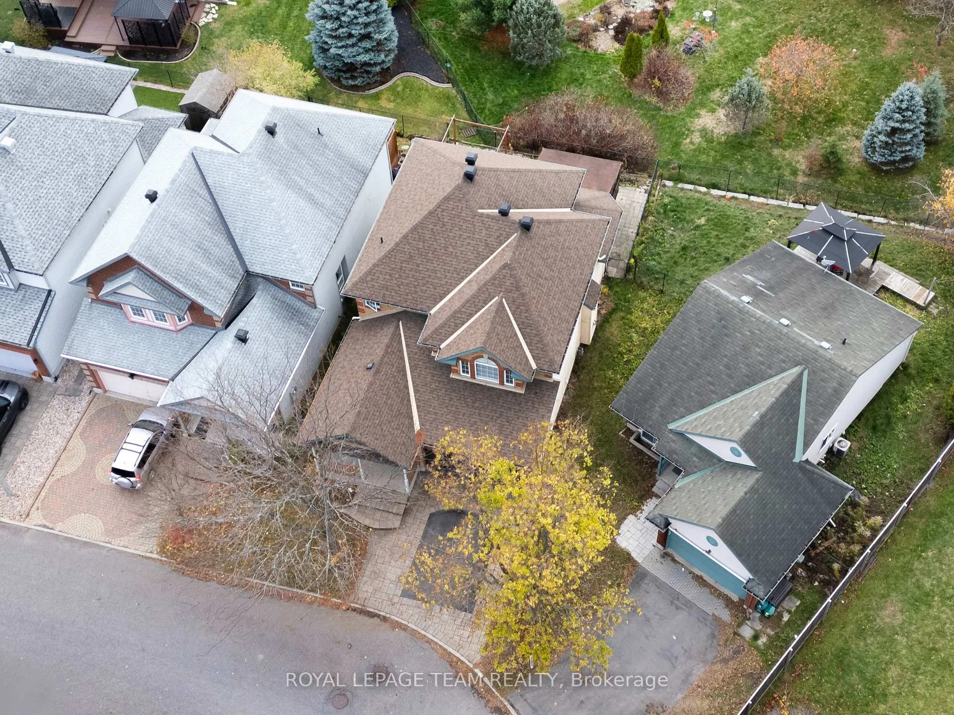 Photo 42 of 115 Grandpark Circle, Ottawa, Hunt Club Park — HOMEH