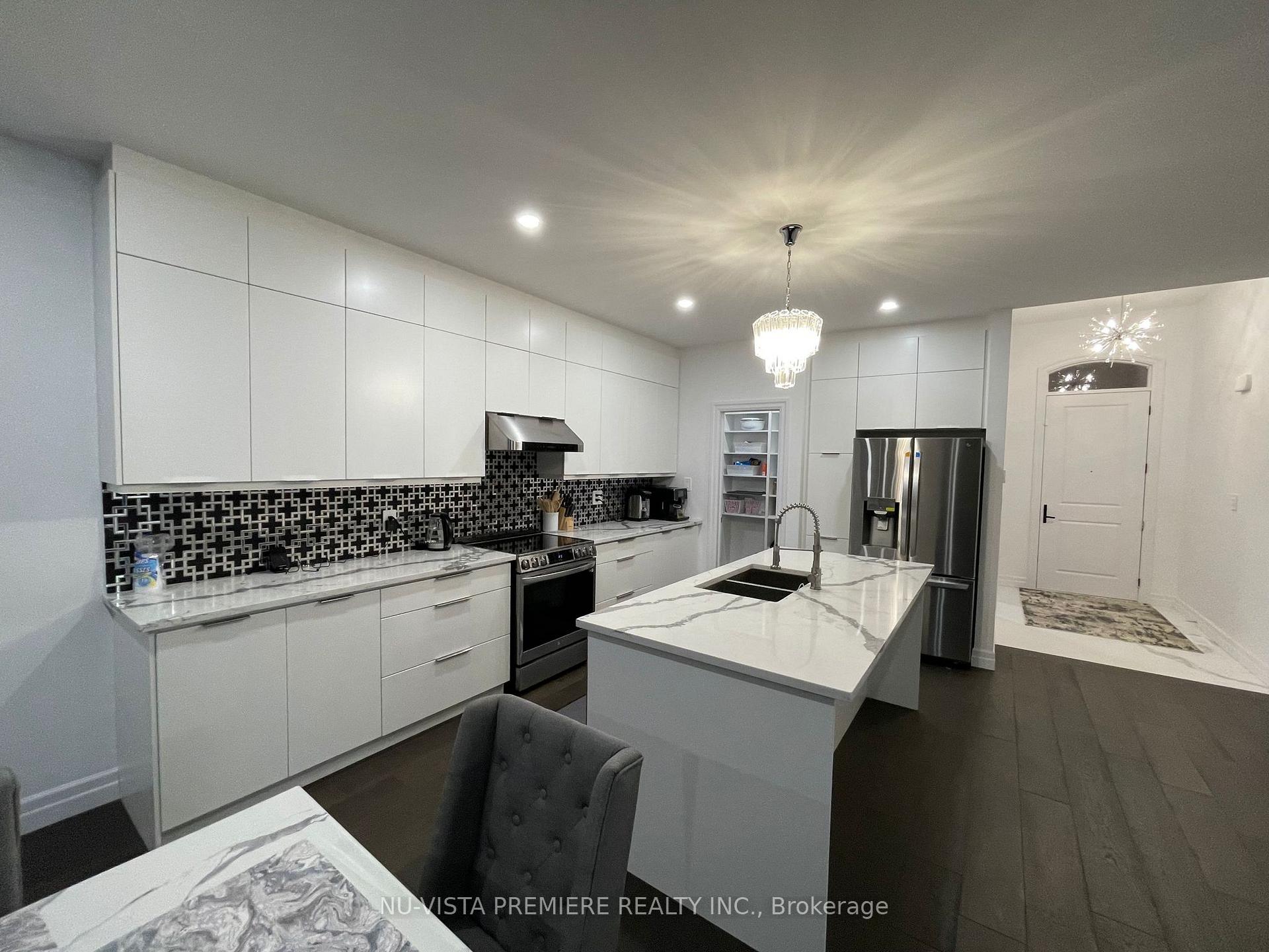 Photo 10 of 38 Brooklawn Drive, Lambton Shores, Grand Bend — HOMEH